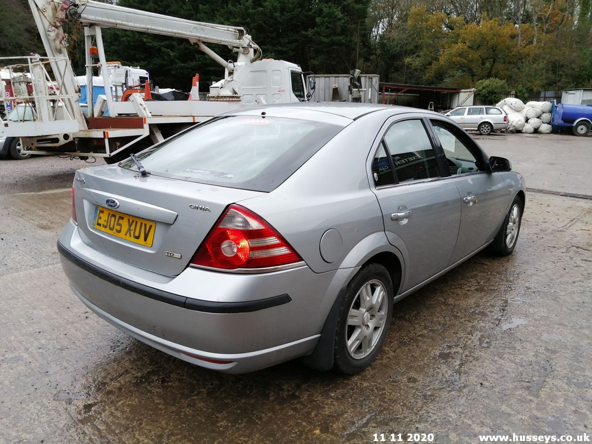 05/05 FORD MONDEO GHIA TDCI - 1998cc 5dr Hatchback (Silver, 121k) - Image 4 of 12