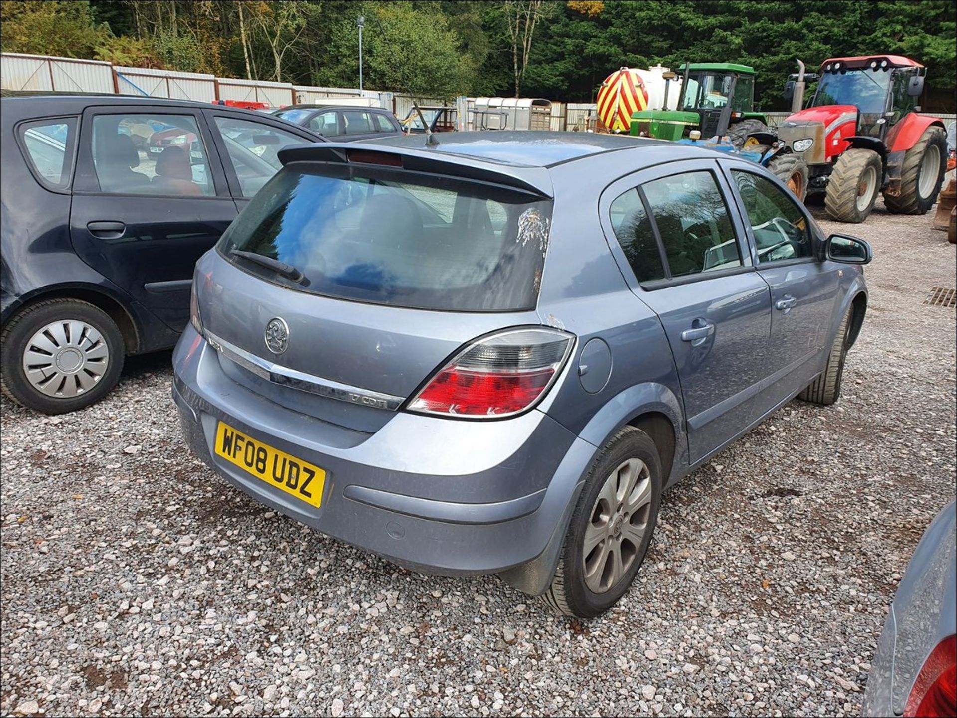 08/08 VAUXHALL ASTRA BREEZE CDTI - 1686cc 5dr Hatchback (Silver, 137k) - Image 5 of 9