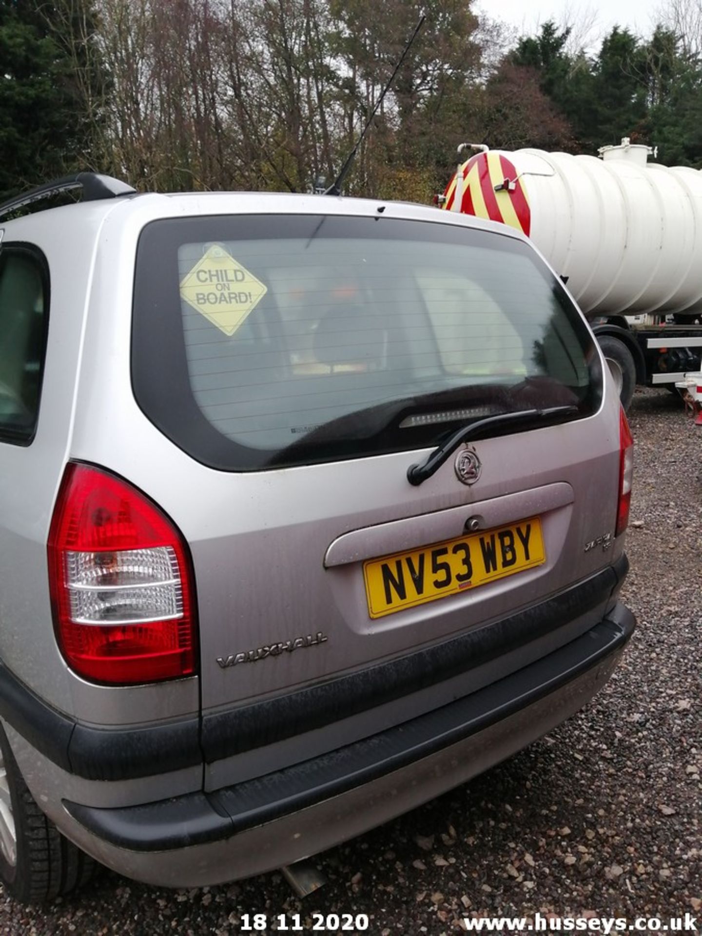 04/53 VAUXHALL ZAFIRA ELEGANCE 16V AUTO - 1796cc 5dr MPV (Silver, 94k) - Image 8 of 12