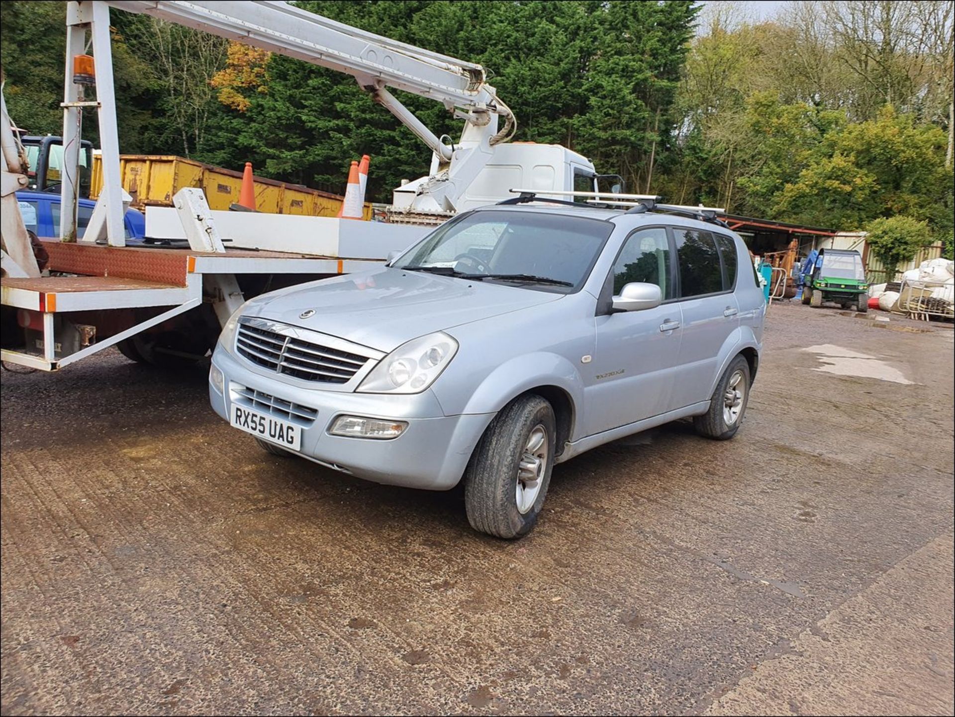 05/55 SSANGYONG REXTON RX270 C - 2696cc 2dr Van (Silver, 110k) - Image 3 of 9