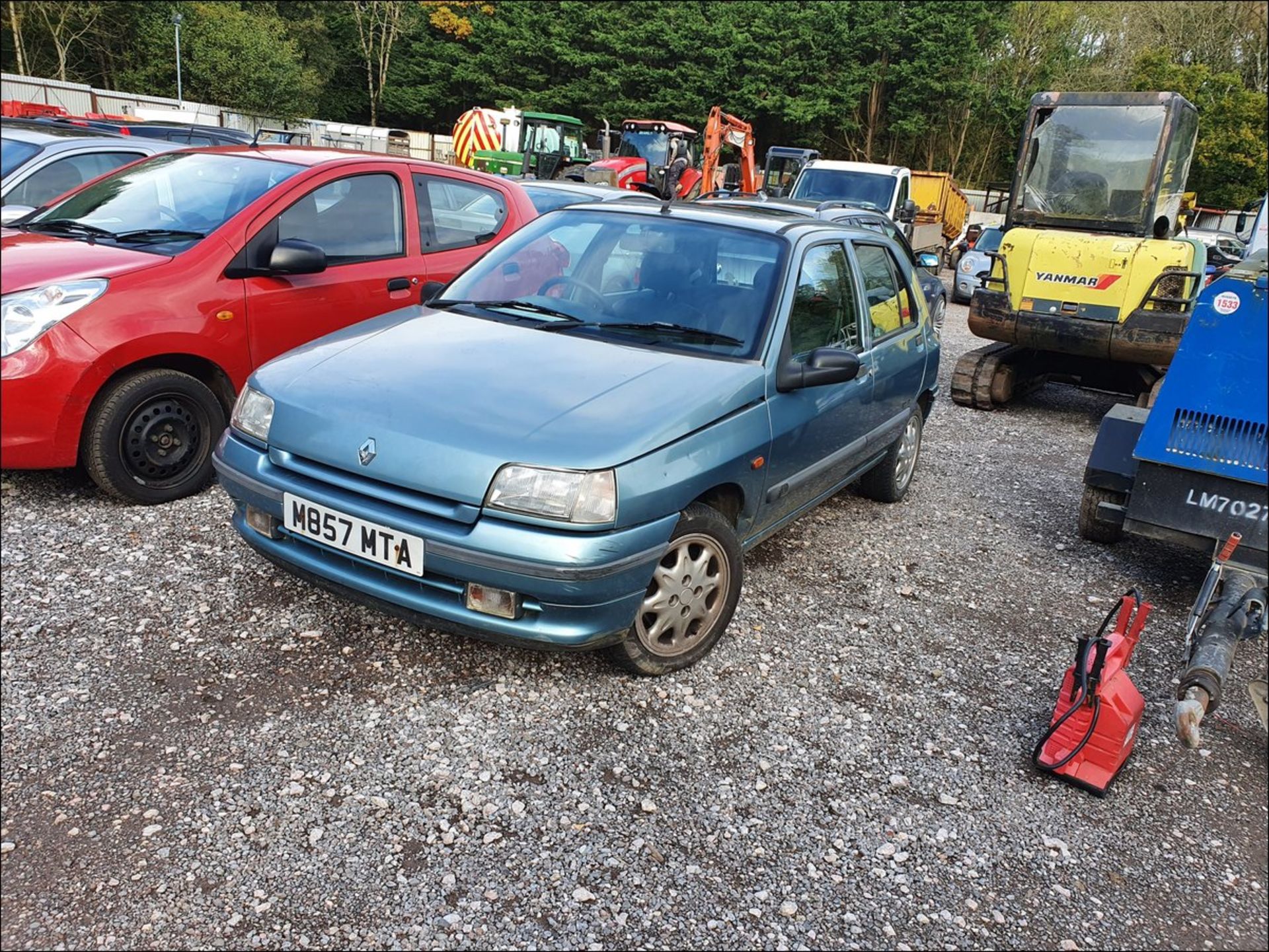 1995 RENAULT CLIO RT CHAMPS ELYSEES A - 1390cc 5dr Hatchback (Blue, 87k) - Image 2 of 10