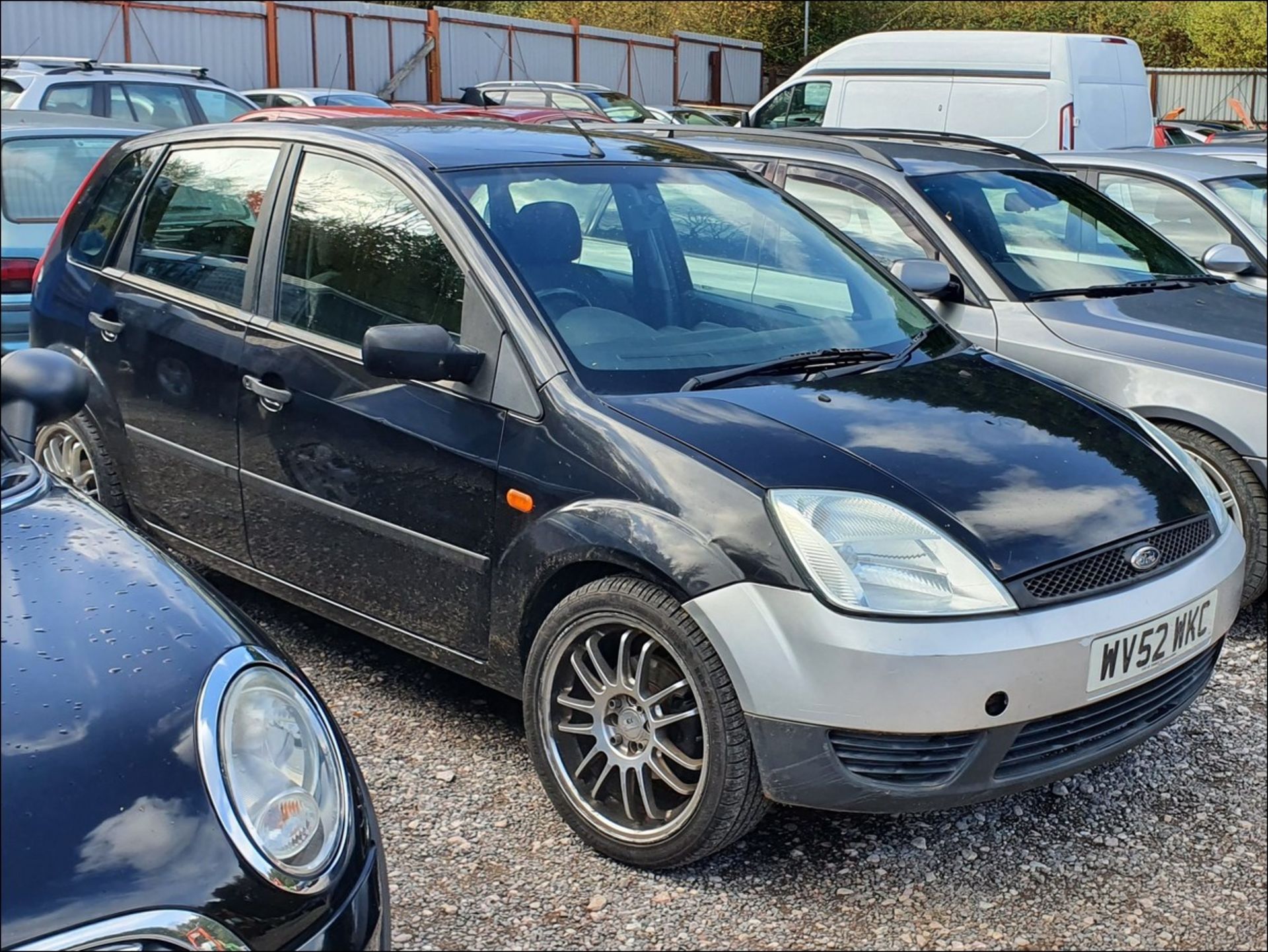 02/52 FORD FIESTA ZETEC - 1388cc 5dr Hatchback (Black, 72k)