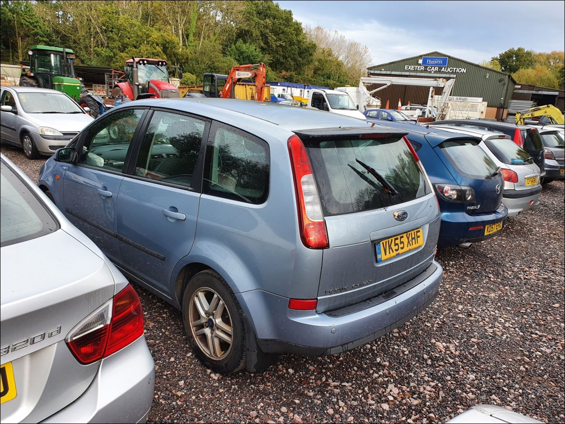 05/55 FORD FOCUS C-MAX ZETEC - 1997cc 5dr MPV (Blue, 105k) - Image 3 of 9