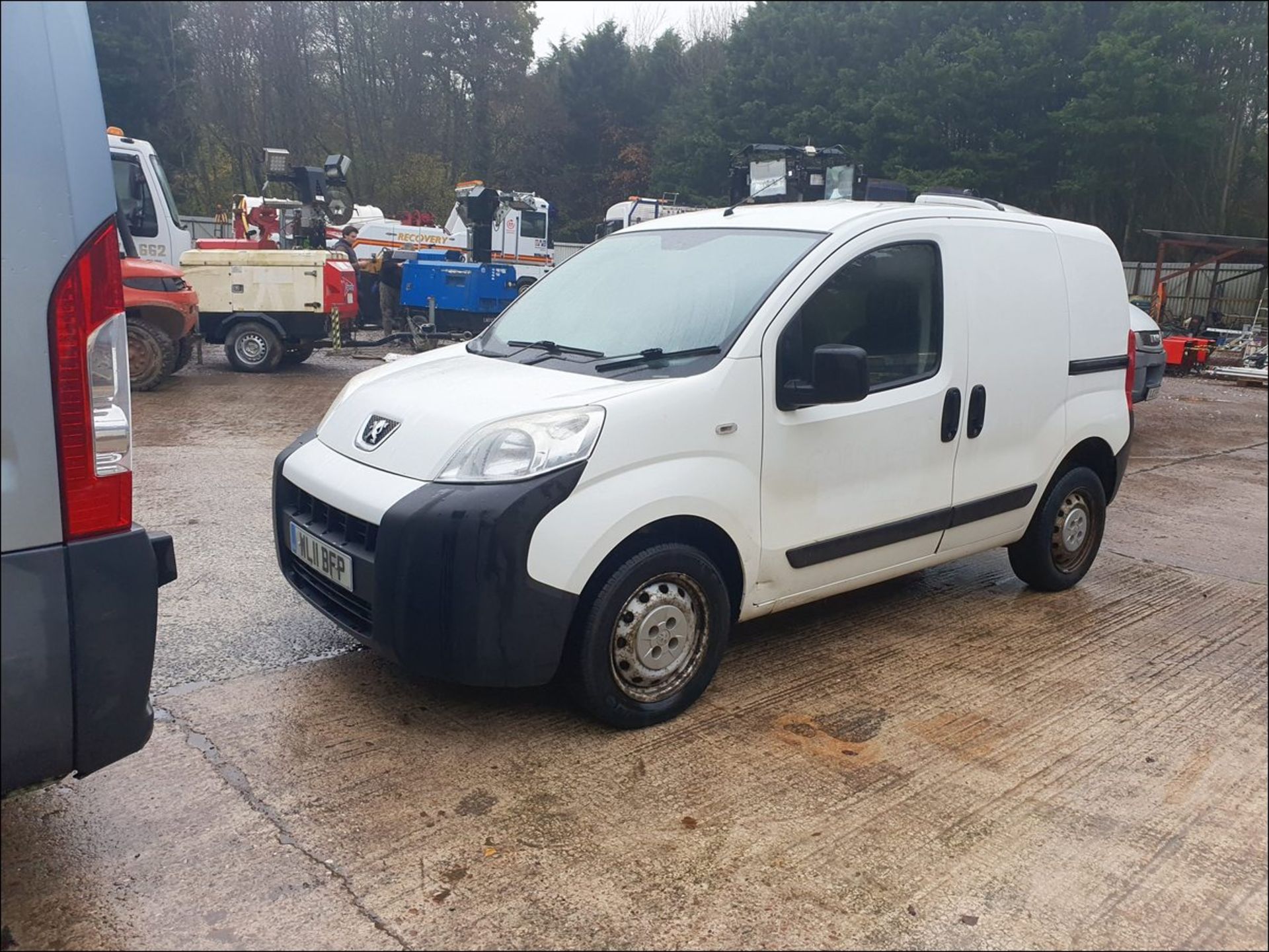 11/11 PEUGEOT BIPPER S HDI - 1399cc 5dr Van (White, 79k) - Image 2 of 10