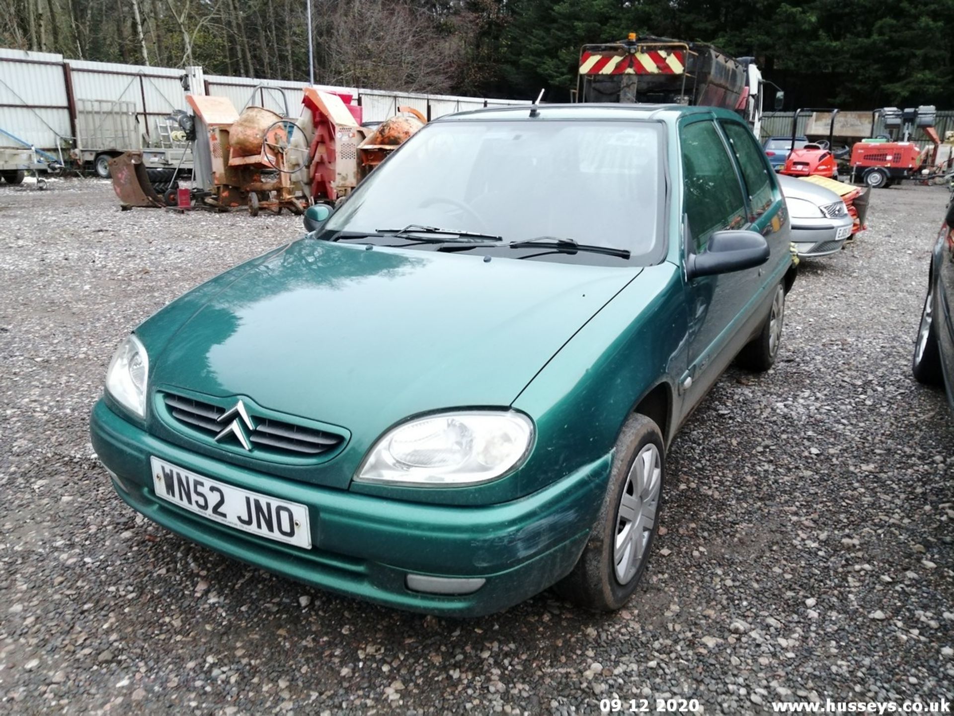 02/52 CITROEN SAXO 1.1I DESIRE - 1124cc 3dr Hatchback (Green, 124k) - Image 3 of 12