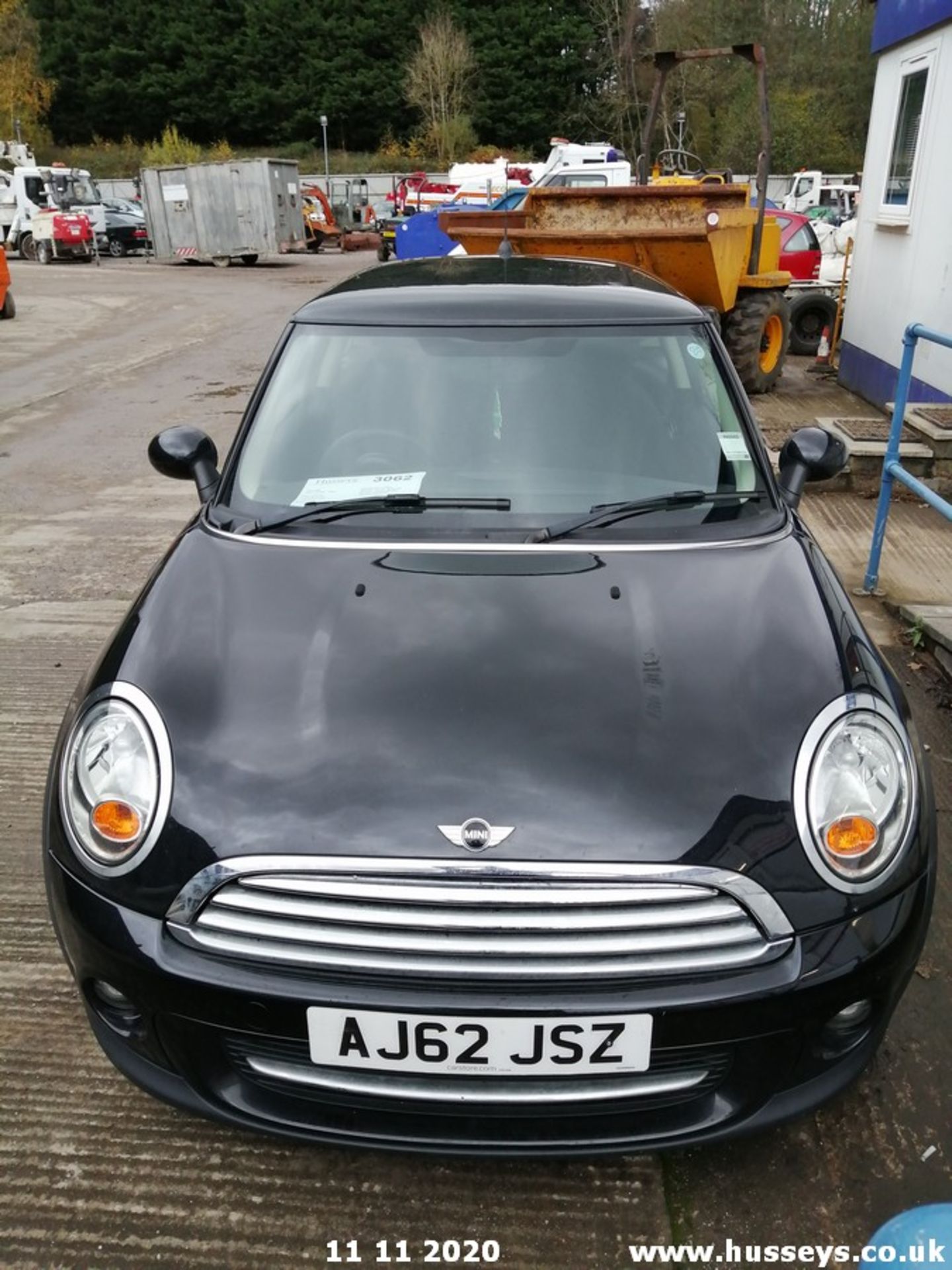 13/62 MINI COOPER - 1598cc 3dr Hatchback (Black, 57k) - Image 4 of 13