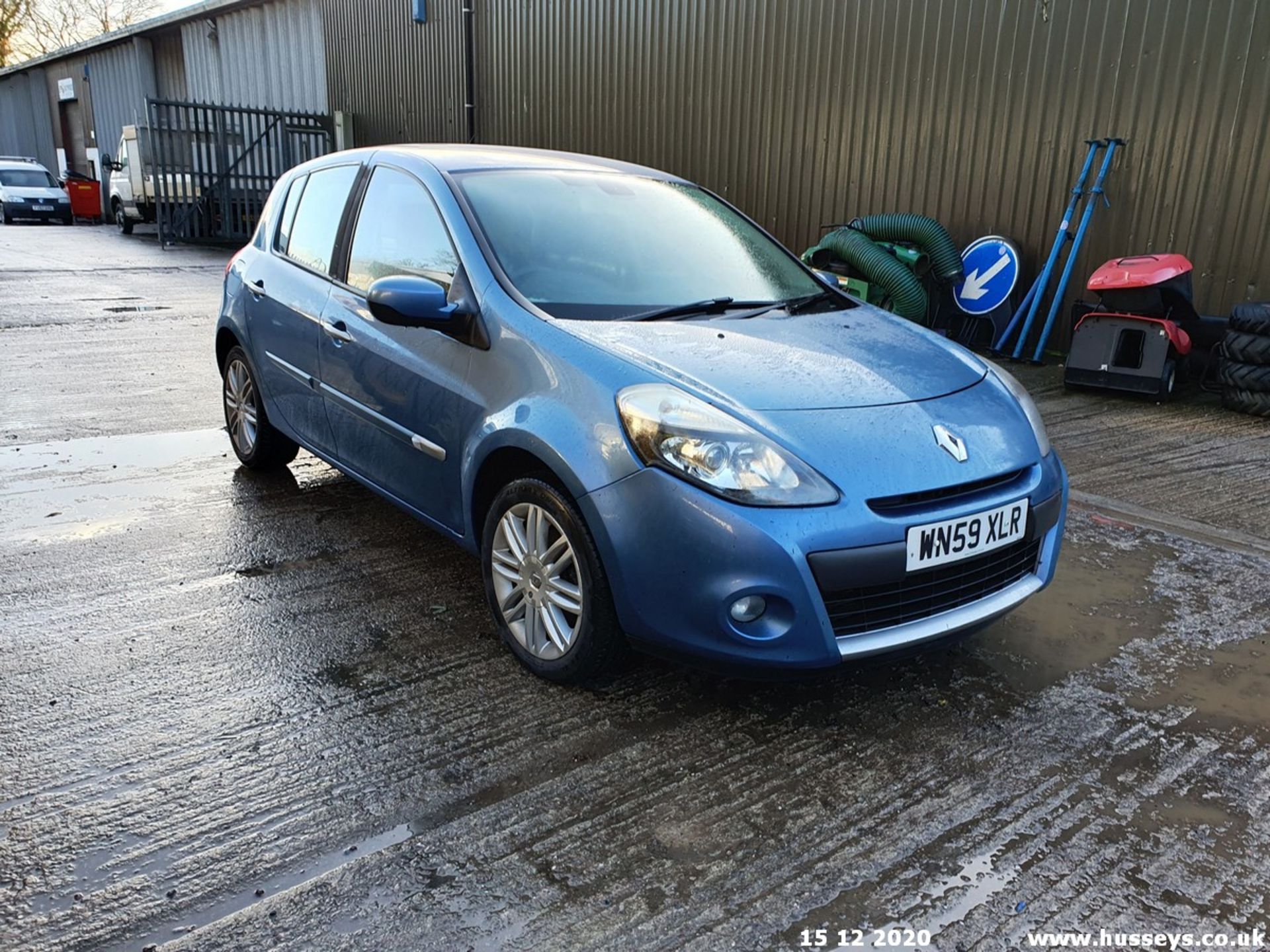 09/59 RENAULT CLIO INITIALE T-T DCI 106 - 1461cc 5dr Hatchback (Blue, 81k) - Image 5 of 13