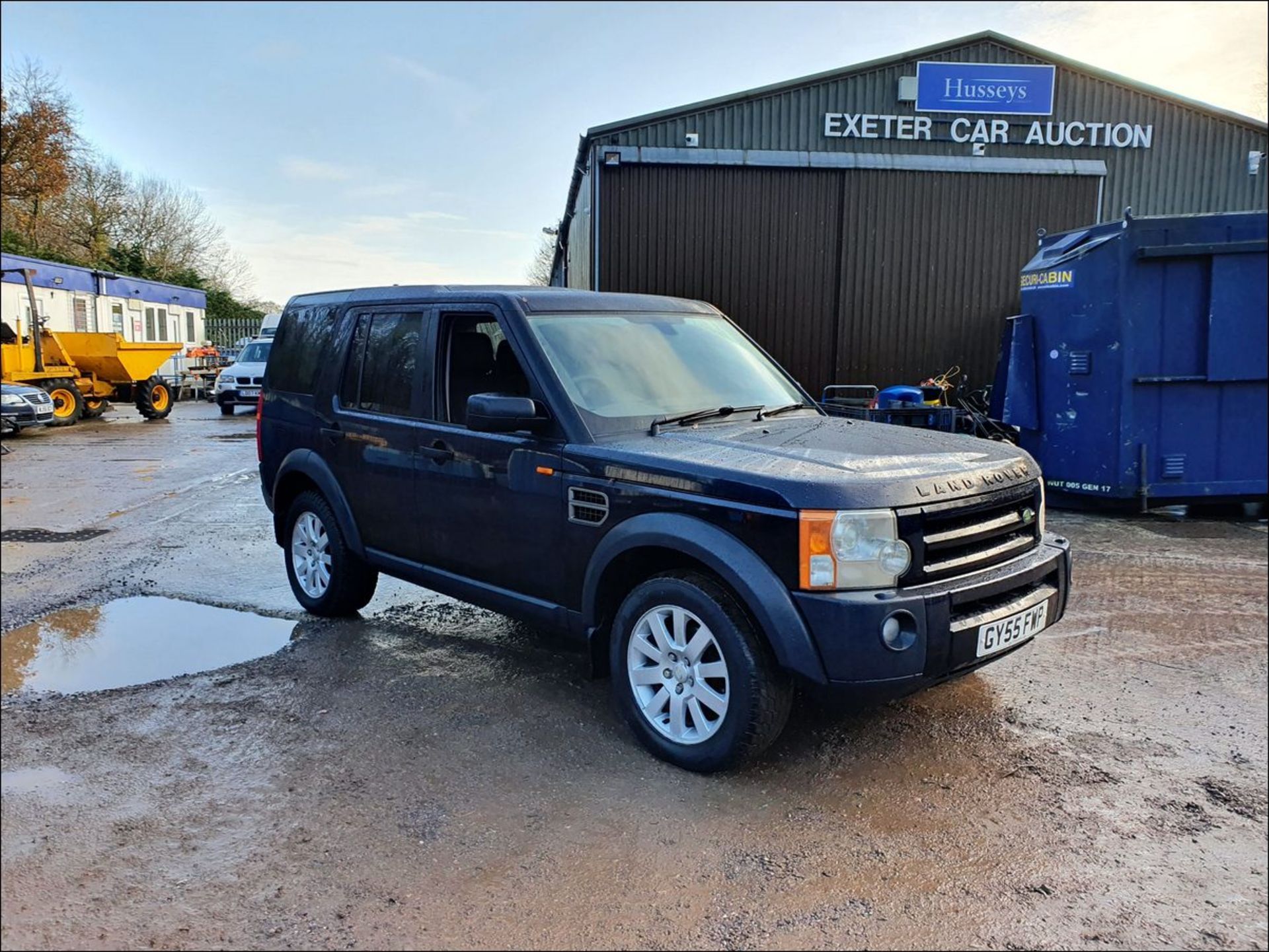 05/55 LAND ROVER DISCOVERY 3 TDV6 SE AUTO - 2720cc 5dr Estate (Blue, 235k) - Image 6 of 11