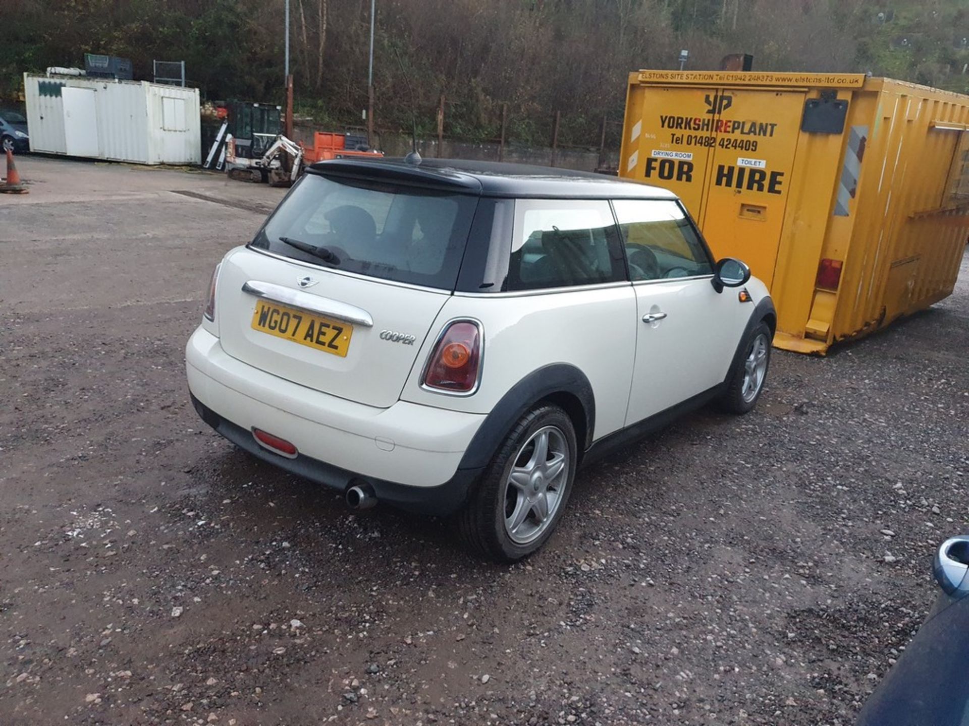 07/07 MINI COOPER - 1598cc 3dr Hatchback (White, 96k) - Image 4 of 9