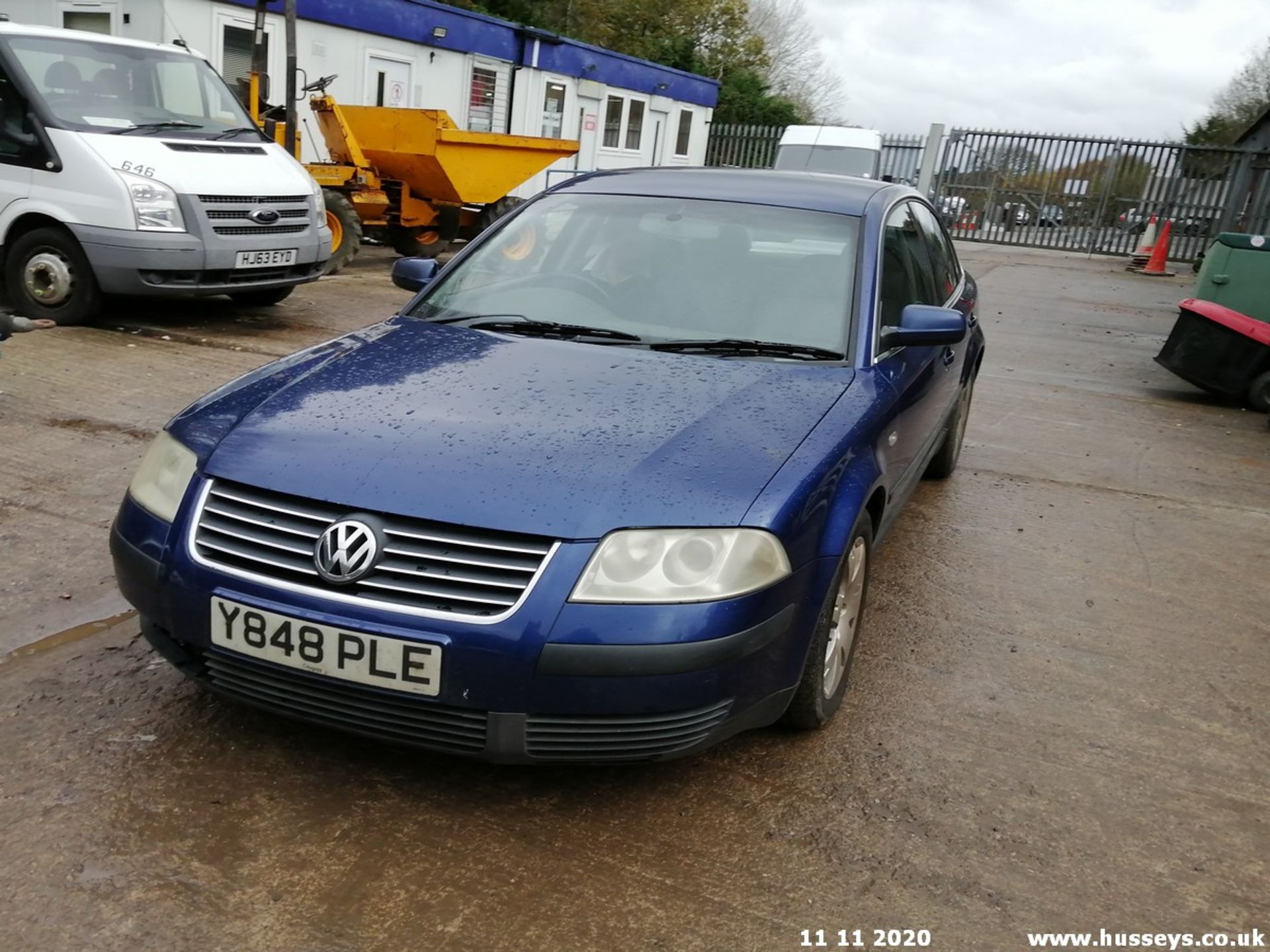 2001 VOLKSWAGEN PASSAT SPORT - 1984cc 4dr Saloon (Blue, 235k) - Image 3 of 11