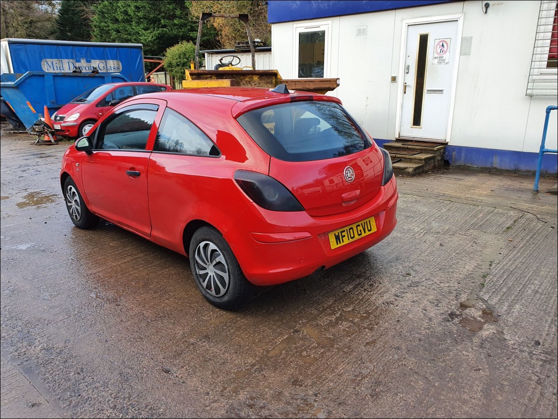 10/10 VAUXHALL CORSA S ECOFLEX - 998cc 3dr Hatchback (Red, 133k) - Image 4 of 9