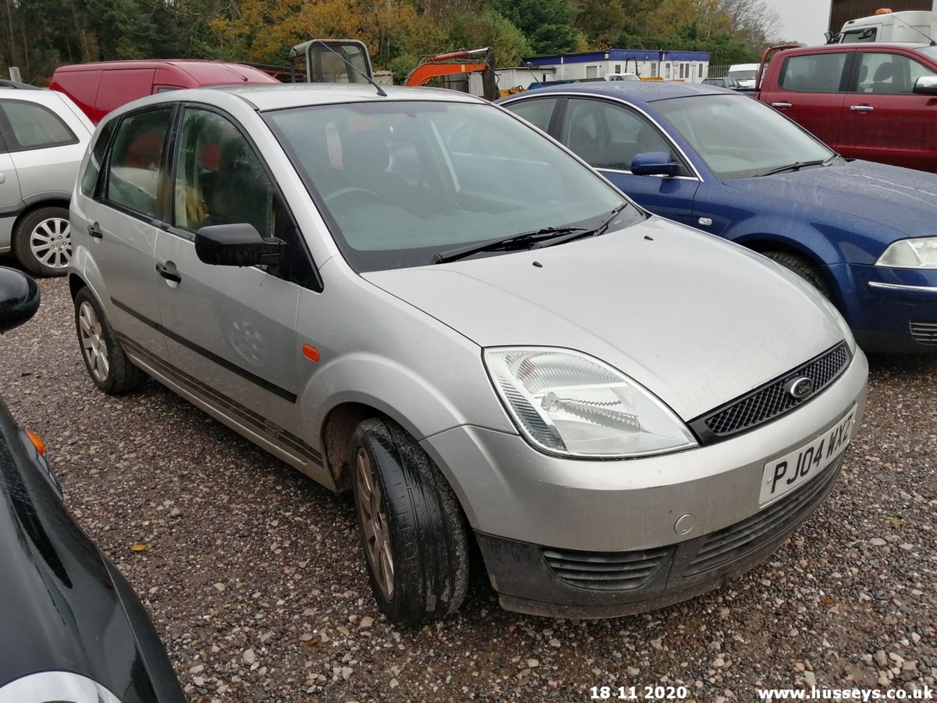 04/04 FORD FIESTA LX - 1242cc 5dr Hatchback (Silver, 115k) - Image 6 of 10