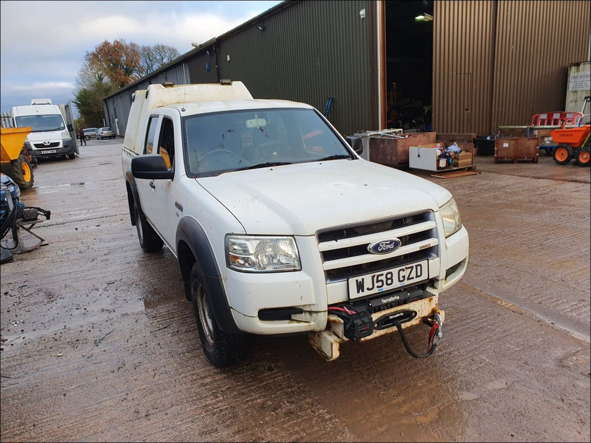 08/58 FORD RANGER D/C 4WD - 2500cc 4dr Pickup (White, 45k) - Image 6 of 14