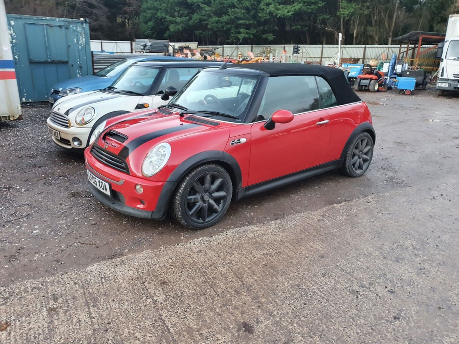 05/05 MINI MINI COOPER S AUTO - 1598cc 2dr Convertible (Red, 68k) - Image 8 of 11