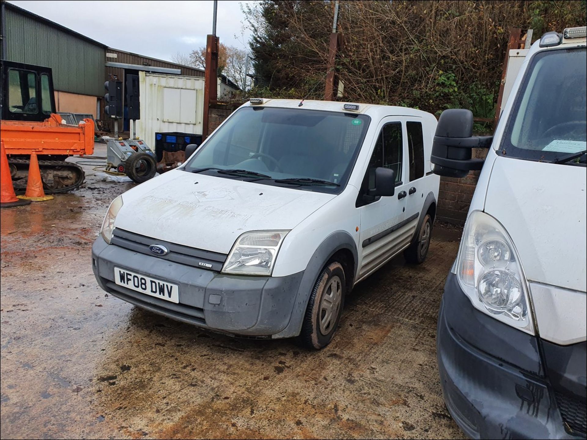 08/08 FORD TRANSIT CONN T210 L75 - 1753cc 6dr Van (White, 62k) - Image 2 of 9