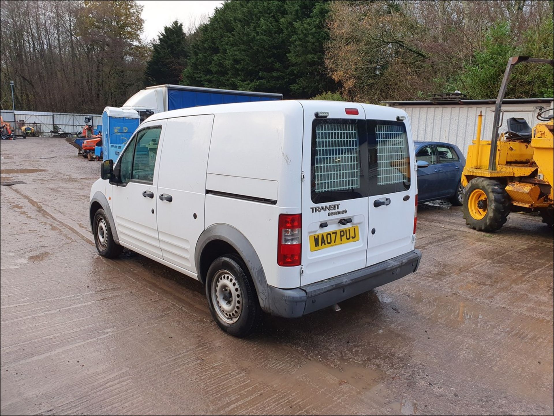 07/07 FORD TRANSIT CONN T200 75 - 1753cc 6dr Van (White, 59k) - Image 3 of 7