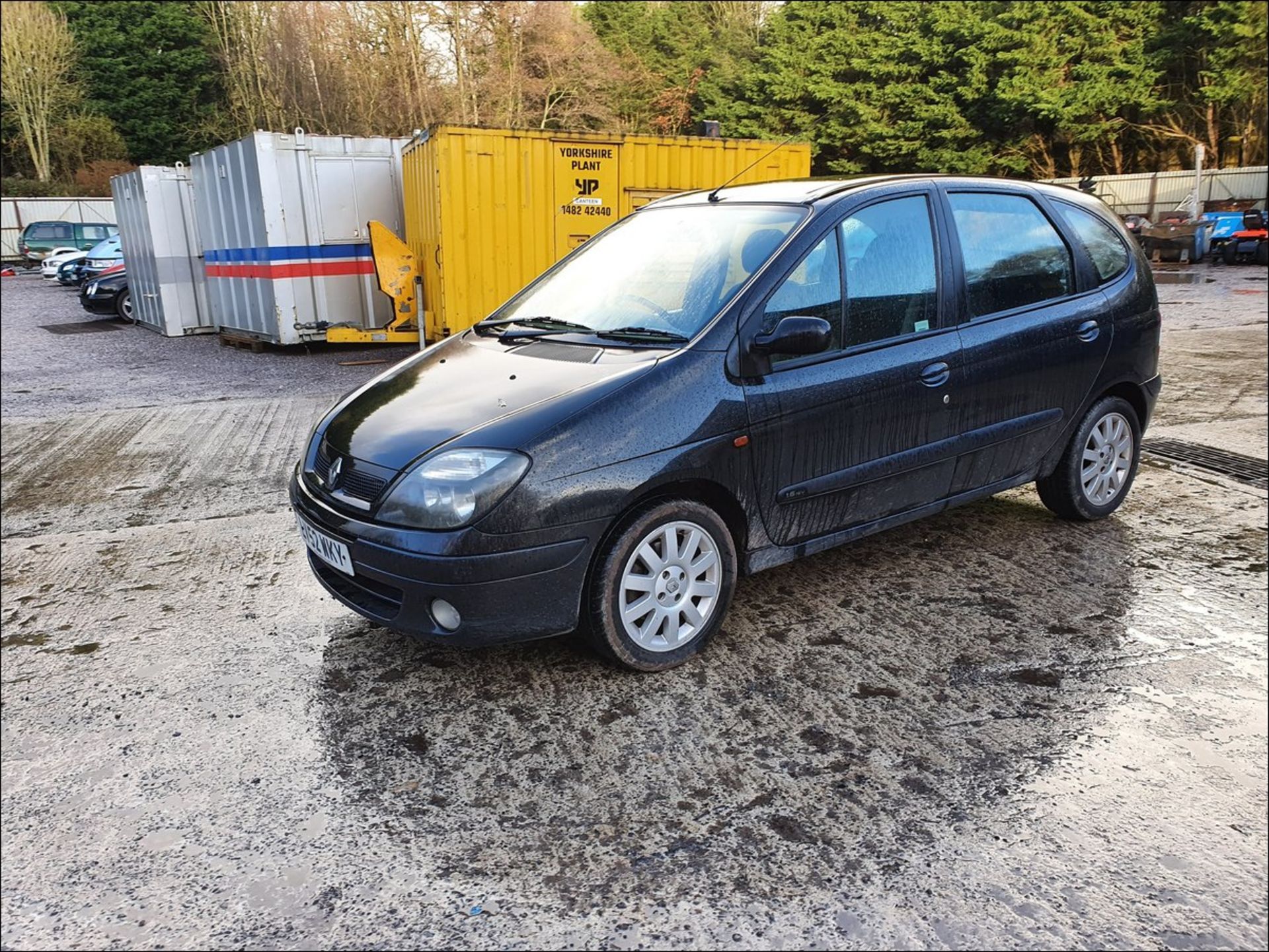 02/52 RENAULT MEGANE SCENIC FIDJI 16V - 1598cc 5dr MPV (Black, 151k) - Image 4 of 13