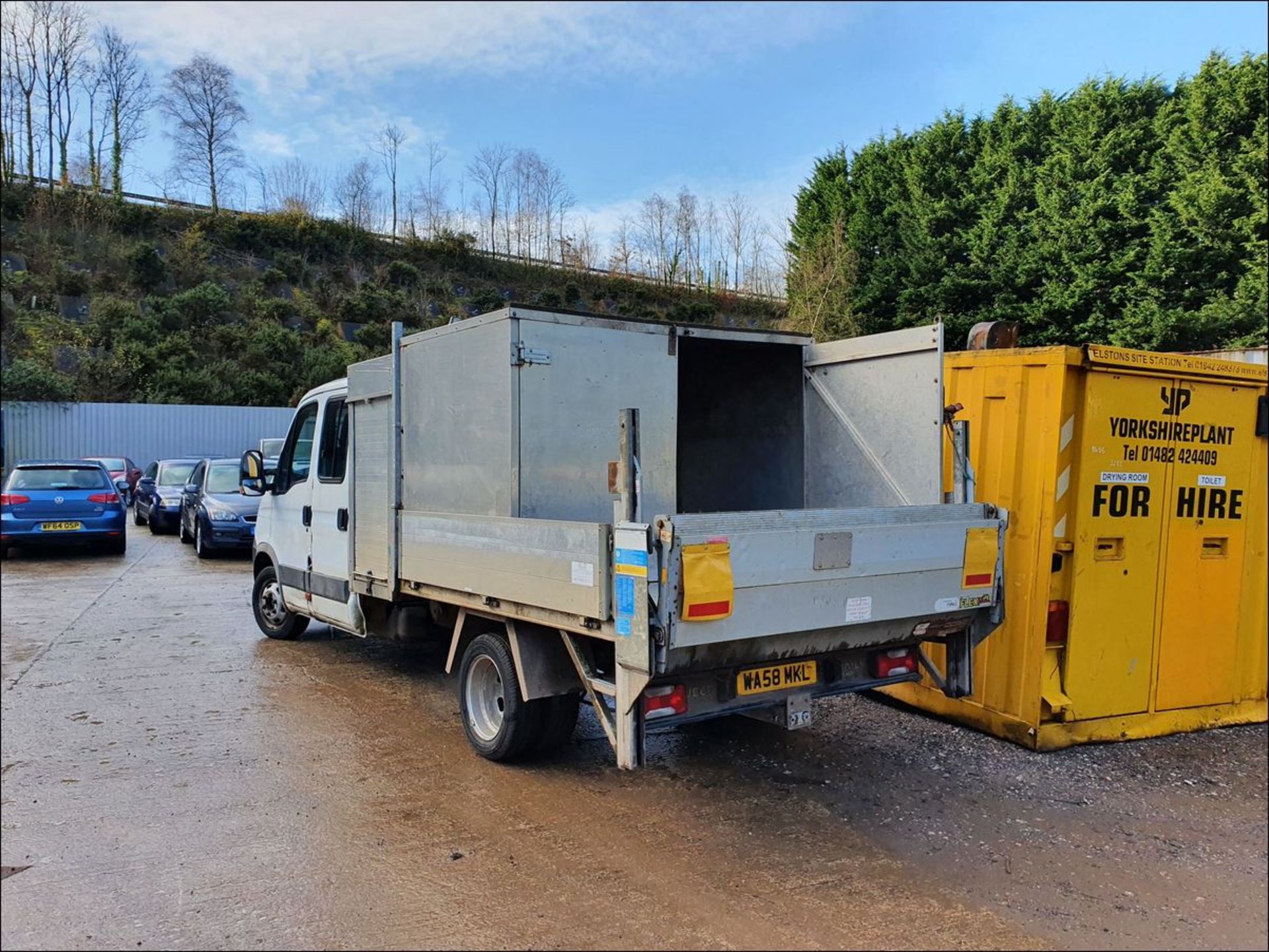 08/58 IVECO DAILY 35C12 XLWB - 2287cc 4dr (White, 33k) - Image 2 of 10