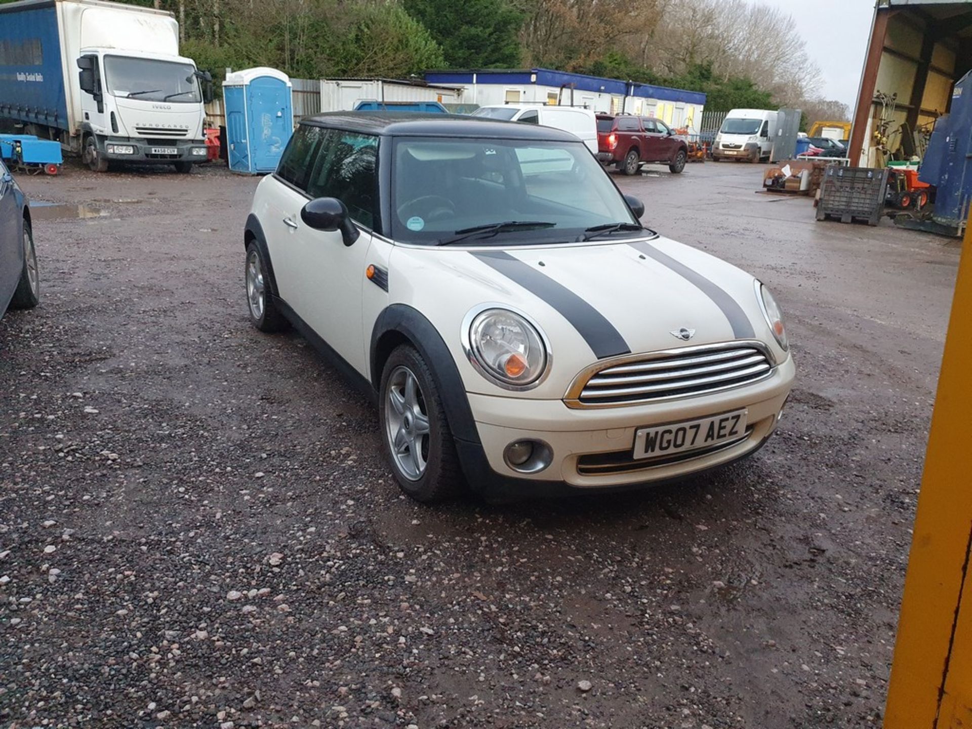 07/07 MINI COOPER - 1598cc 3dr Hatchback (White, 96k) - Image 3 of 9