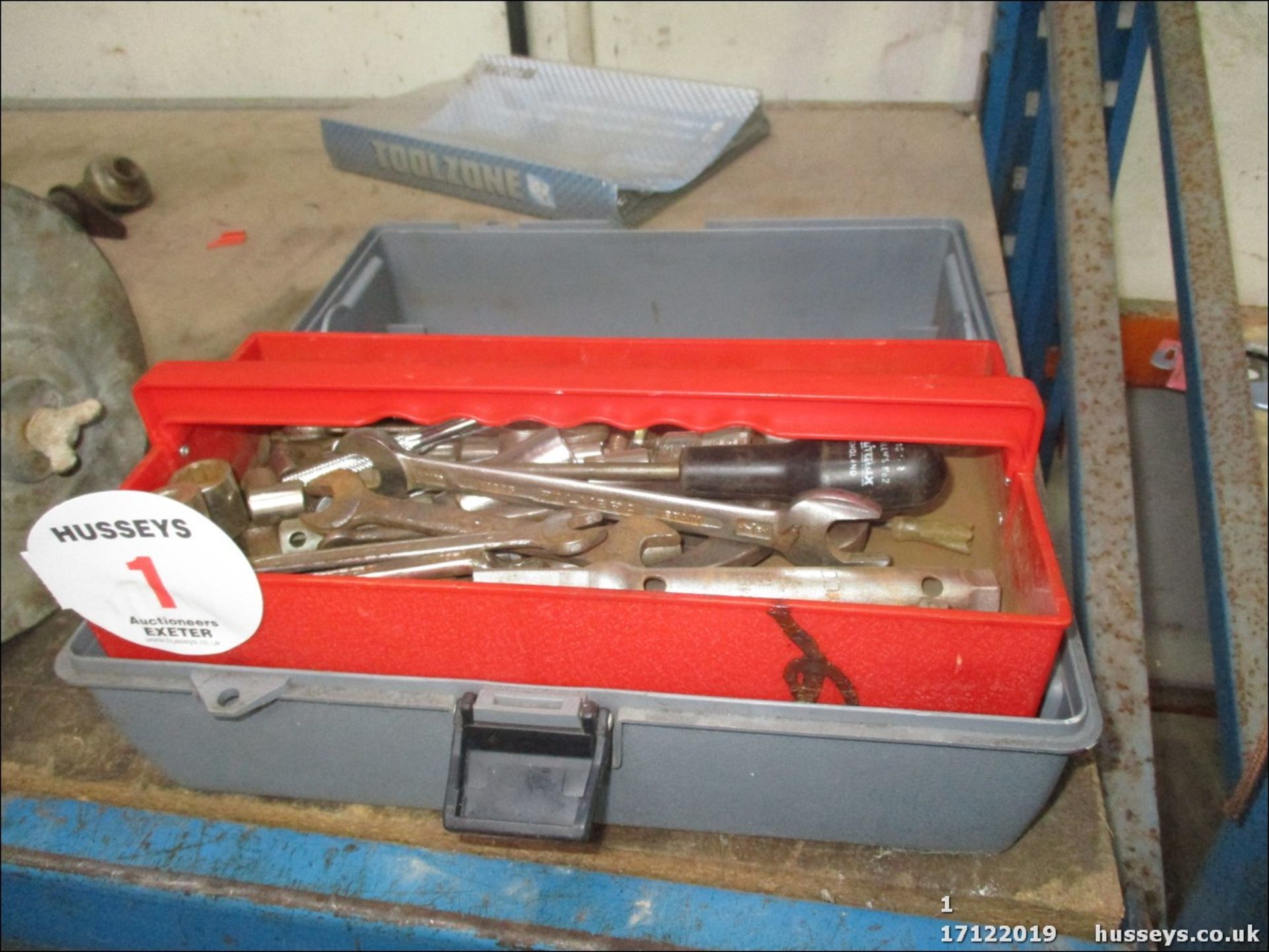 BOX OFTOOLS