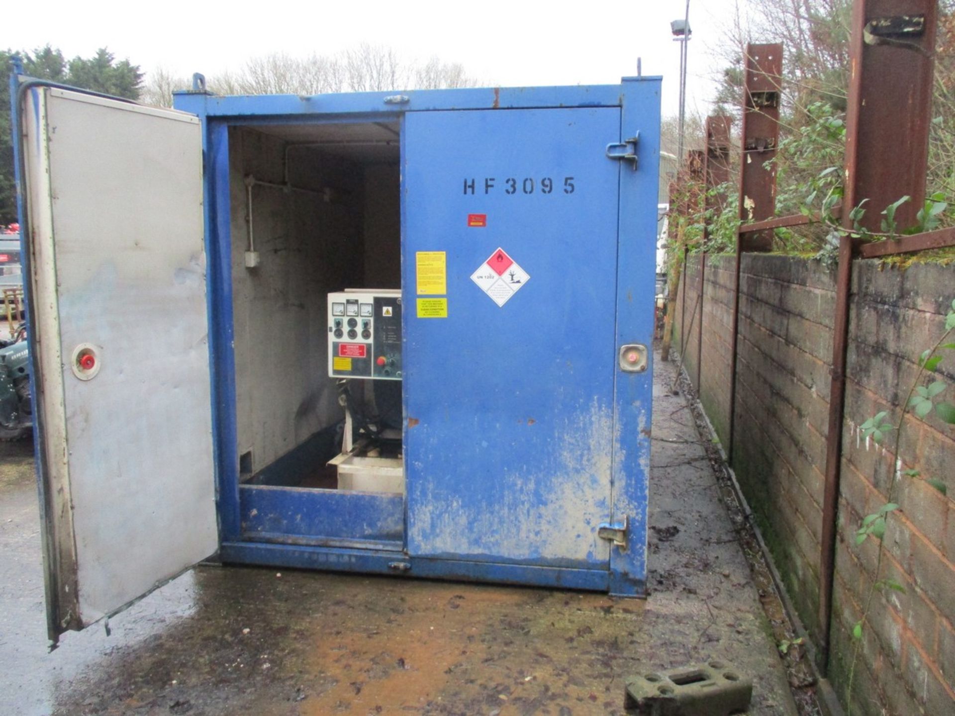 FG WILSON 40KVA GENERATOR IN SOUNDPROOF CONTAINER RMP PERKINS ENGINE - Bild 3 aus 5