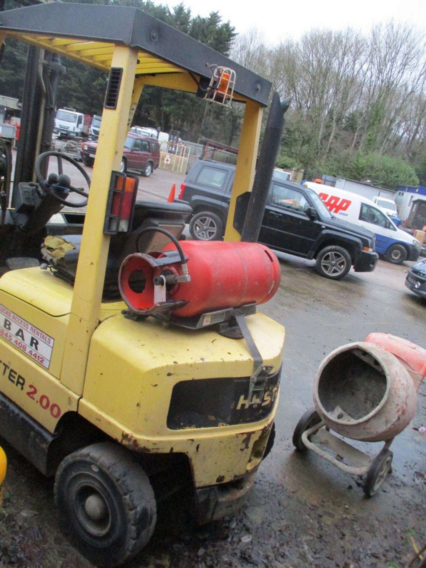 HYSTER 2.00 GAS FORKLIFT RUN DRIVE LIFT - Image 3 of 3