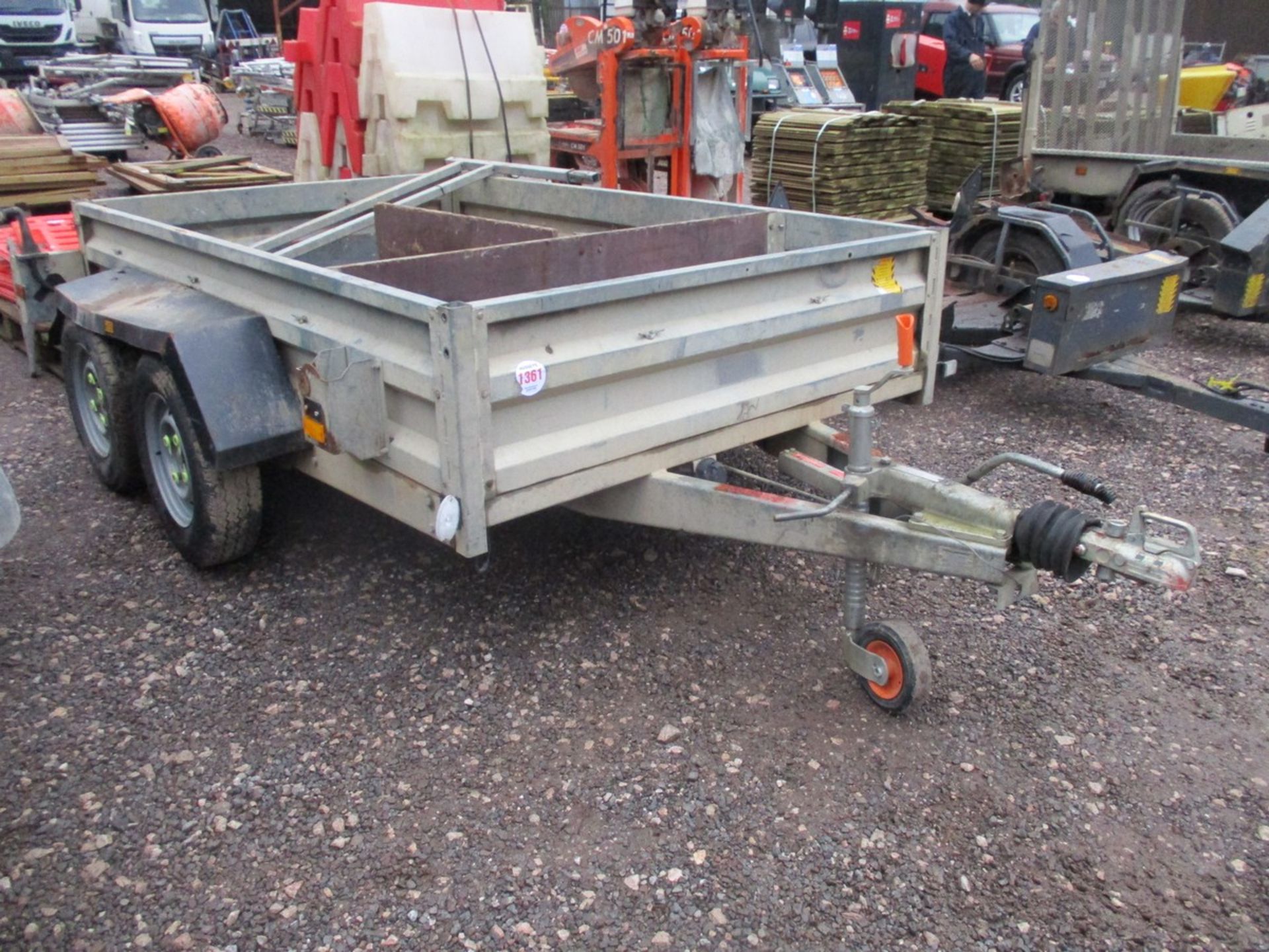 INDESPENSION 10FT TRAILER