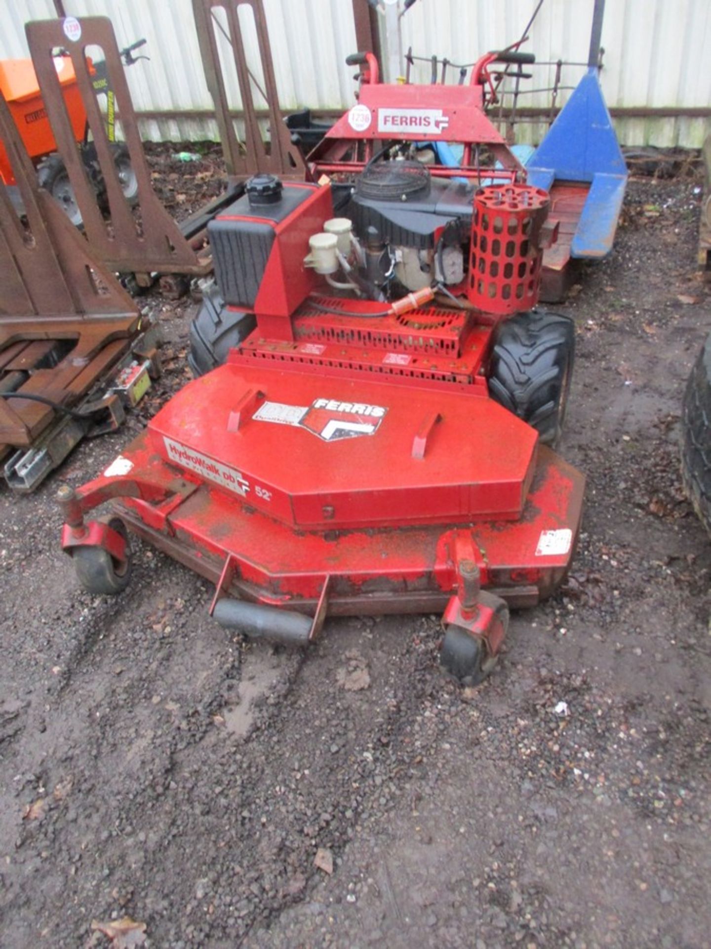 FERRIS OUTFRONT MOWER