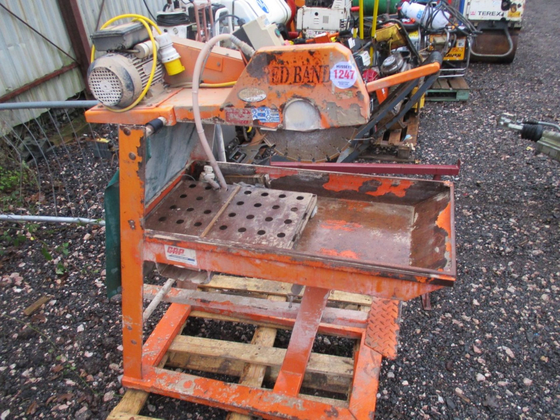 RED BAND BRICK SAW