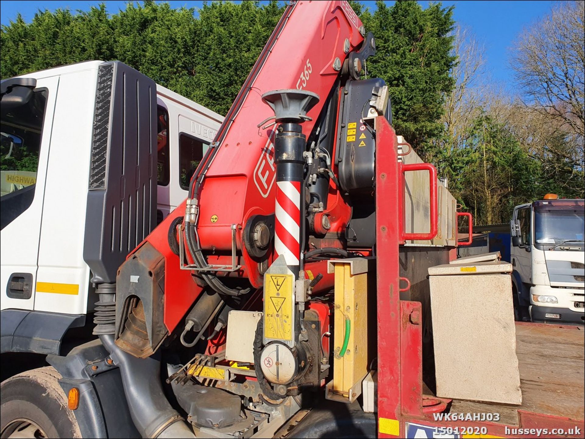 2014 Iveco Stralis 360 8 Wheel Beavertail c/w Fassi F3655 Crane (131k km) - Image 10 of 12