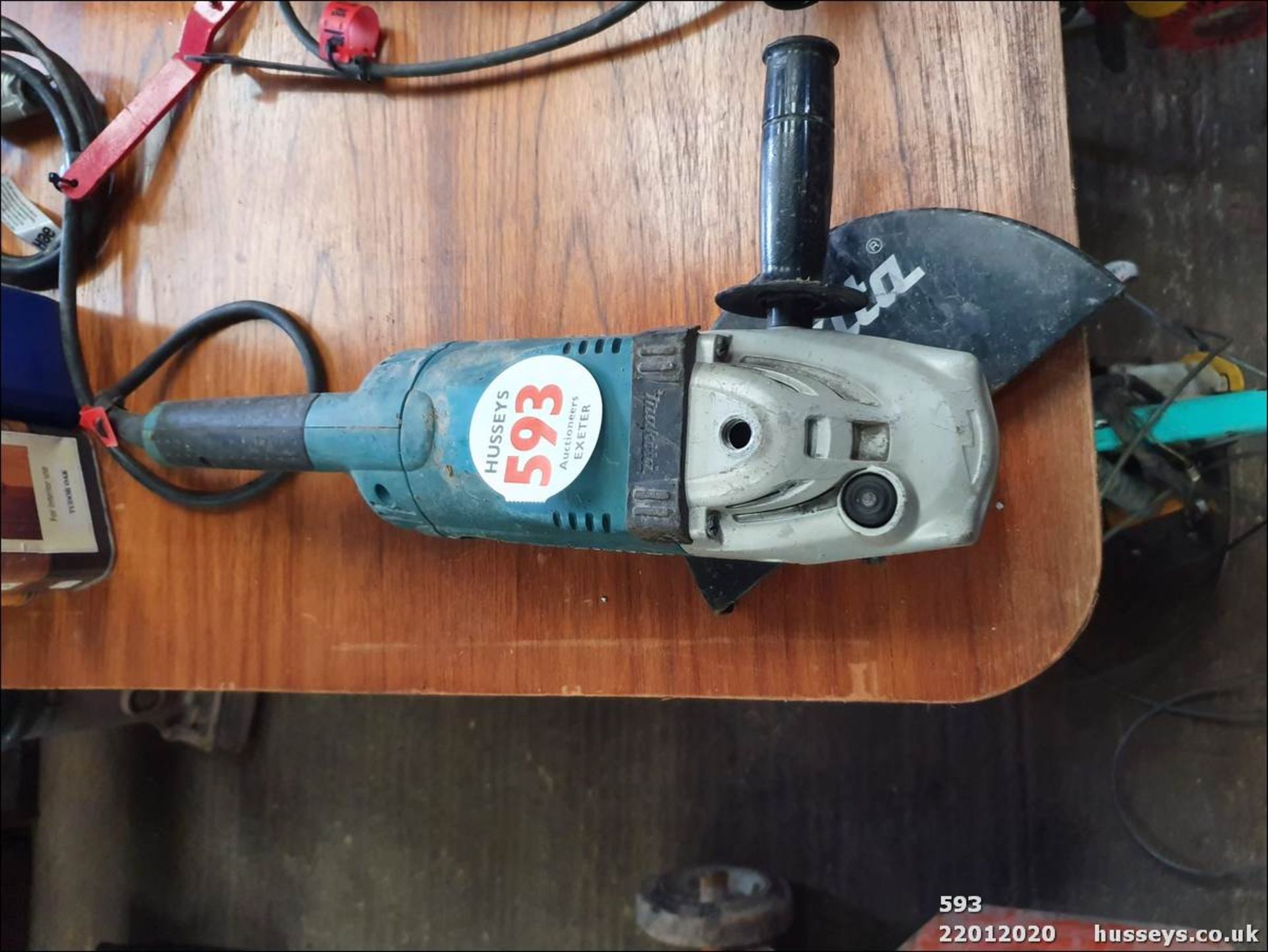 MAKITA GRINDER