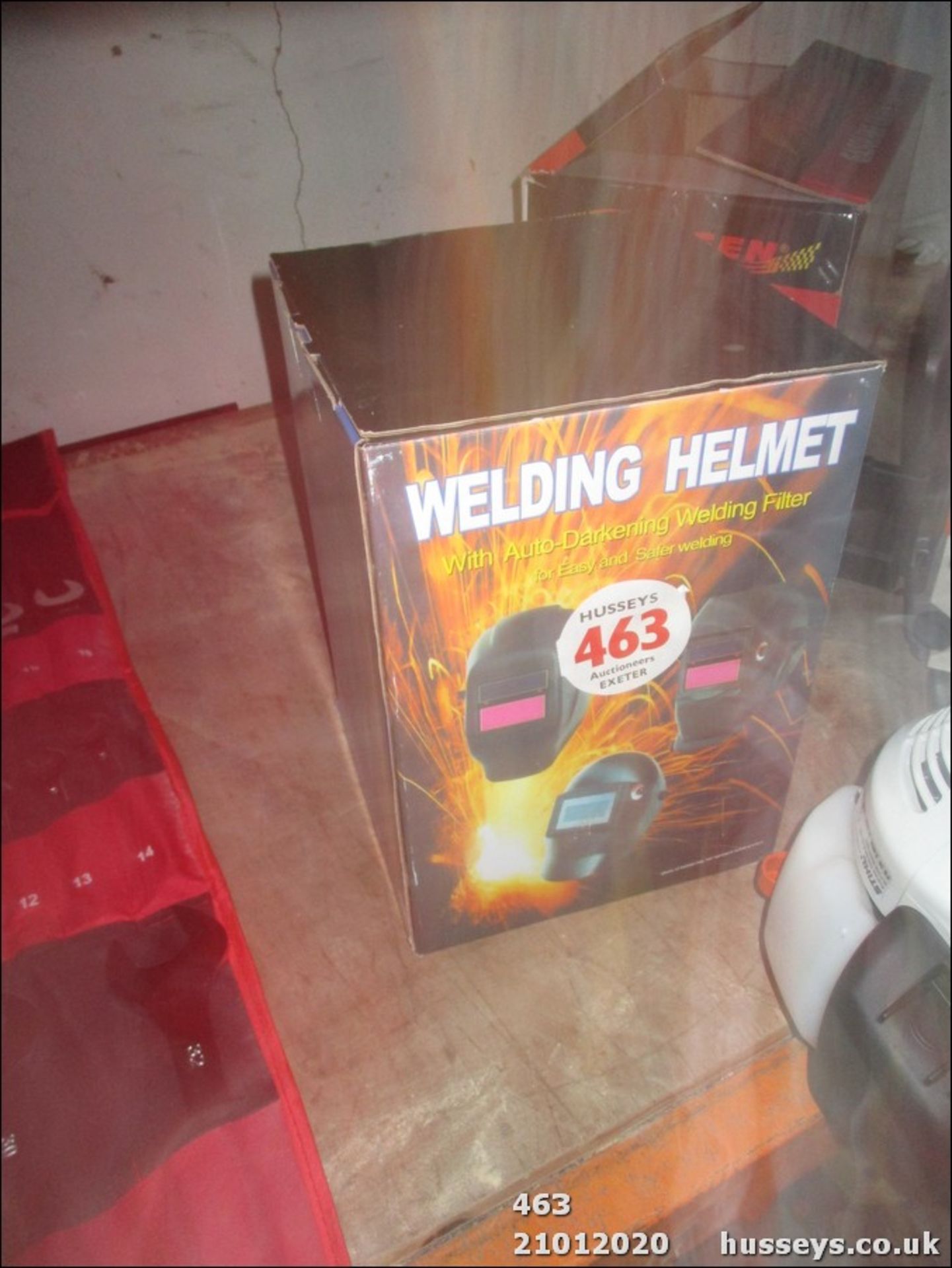 WELDING HELMET