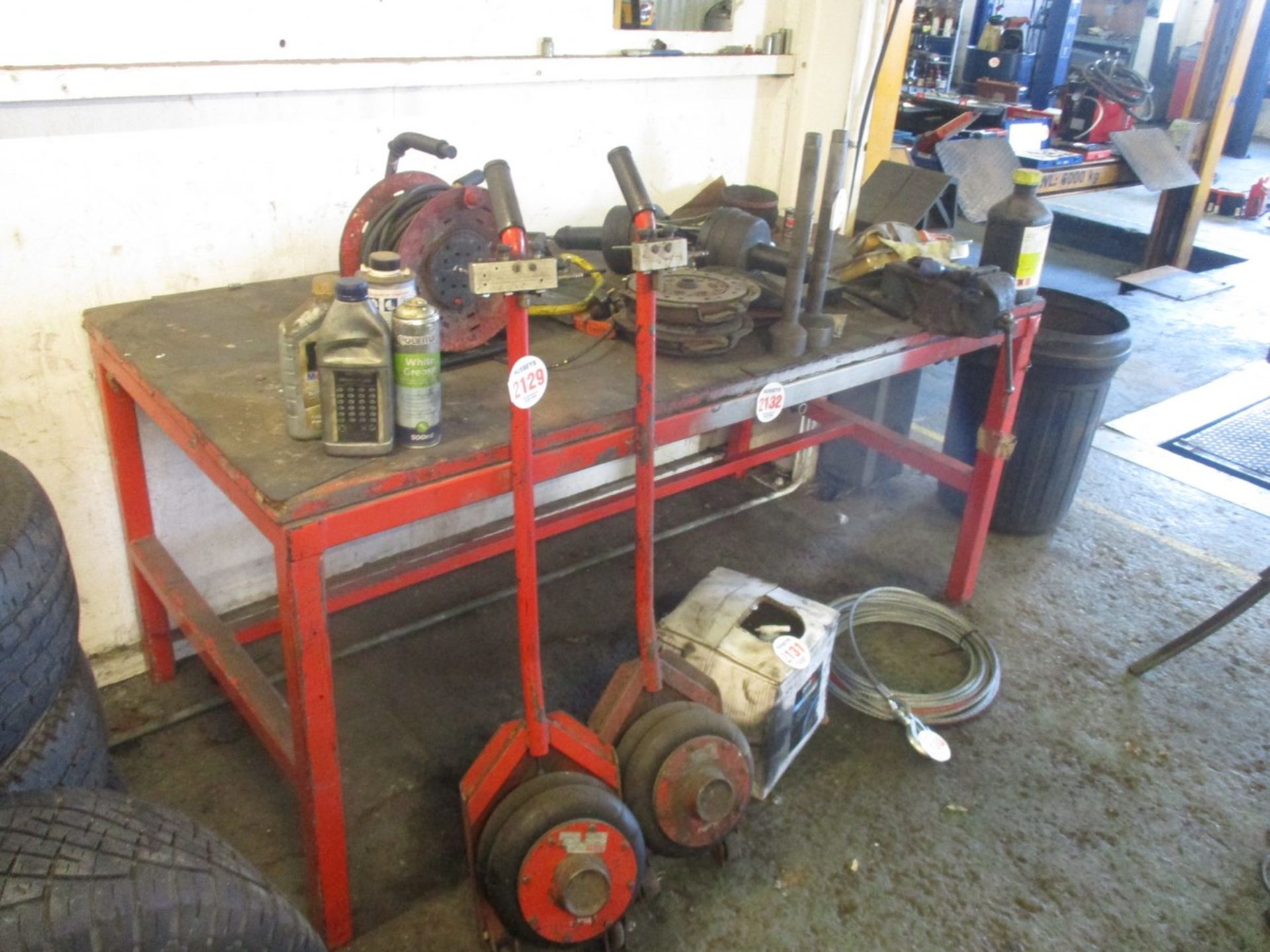 6'X3' WORK BENCH & VICE