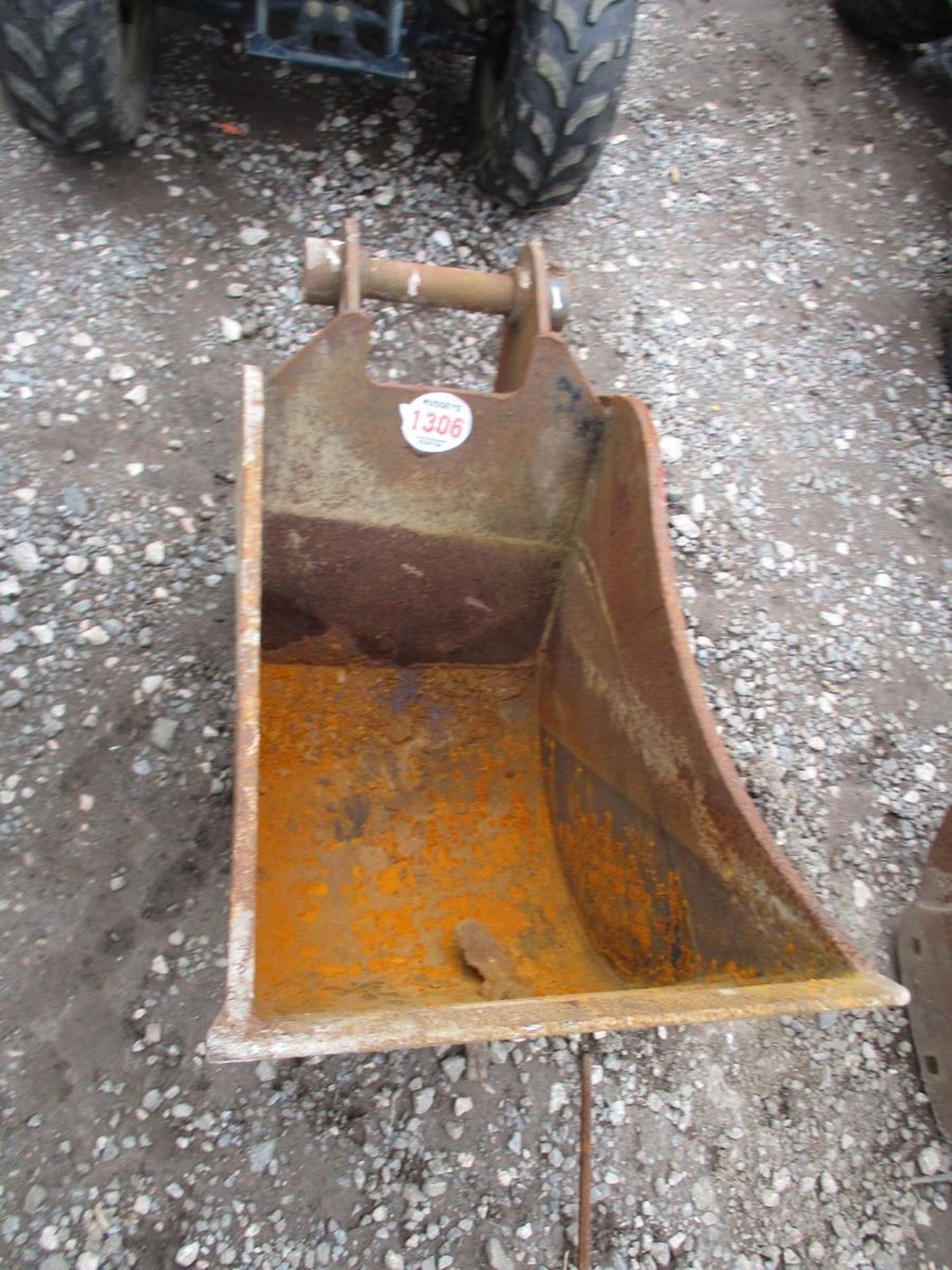 TRENCHING BUCKET