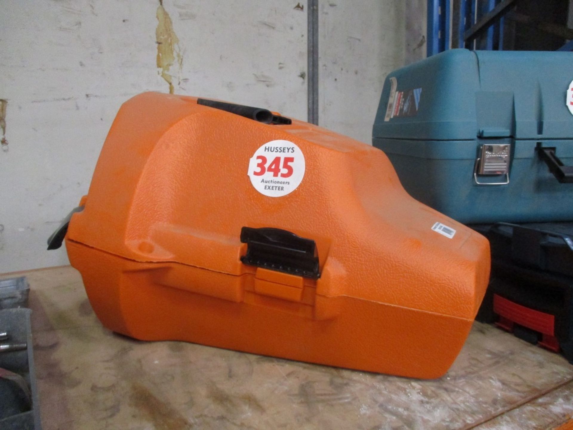 CHAINSAW CASE