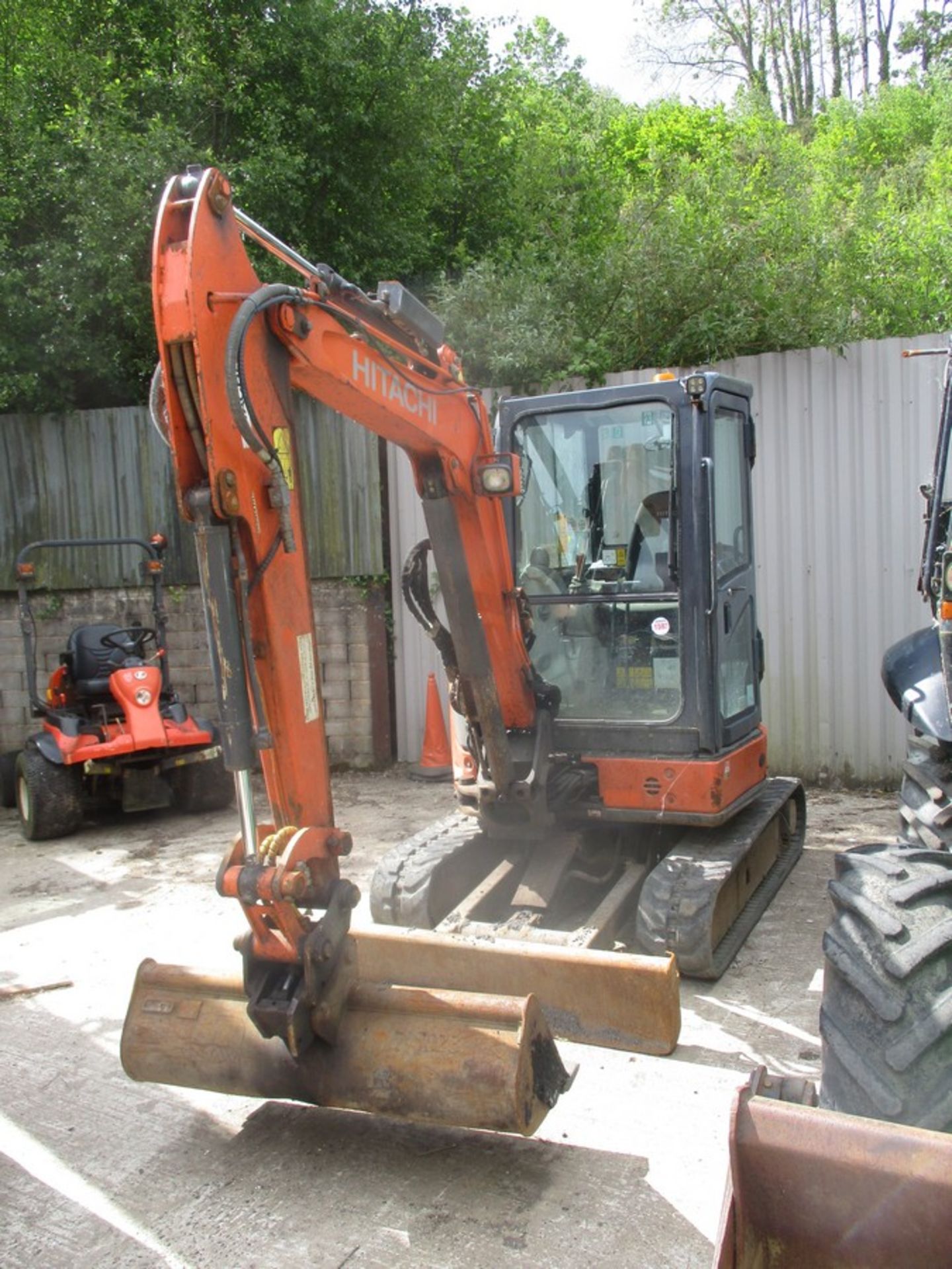 HITACHI ZAXIS 33U EXCAVATOR 2014 3051HRS