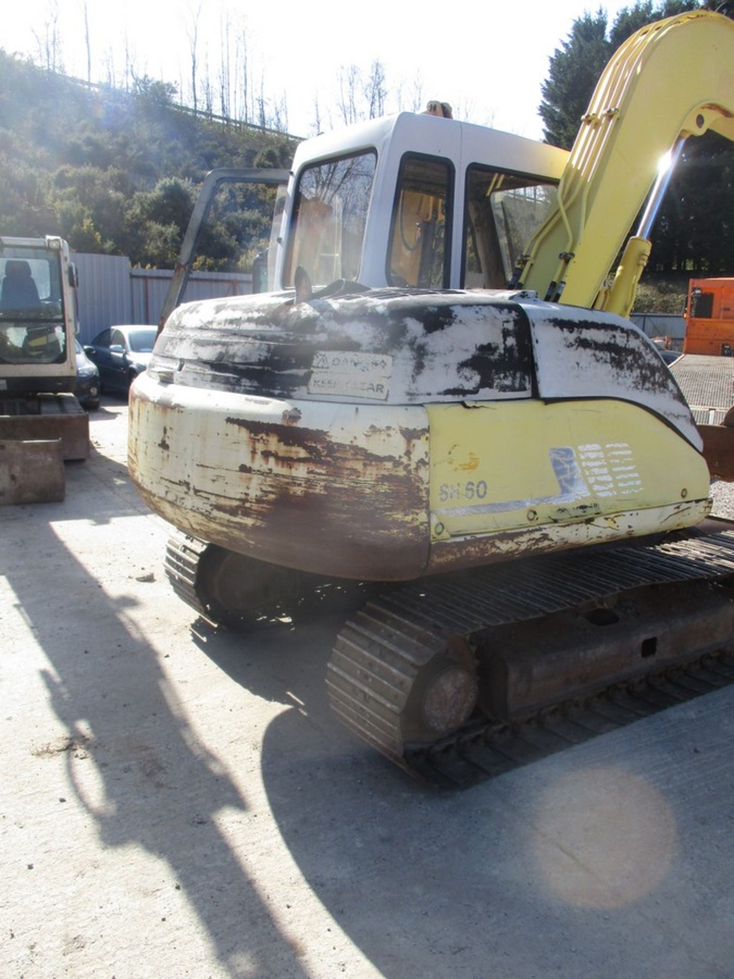 SUMITOMO 7 TON EXCAVATOR C/W 3 BUCKETS - Image 6 of 7