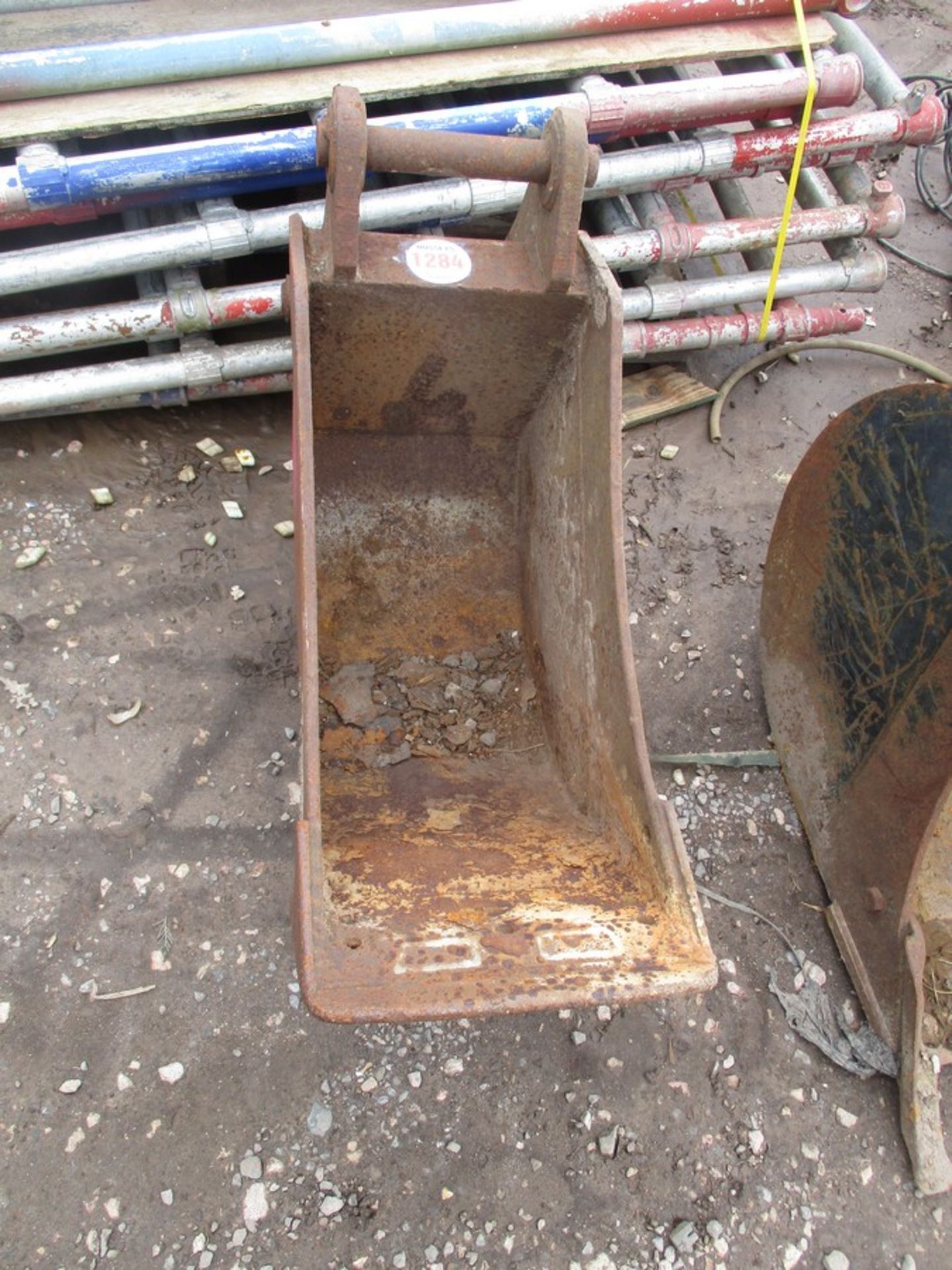 TRENCHING BUCKET