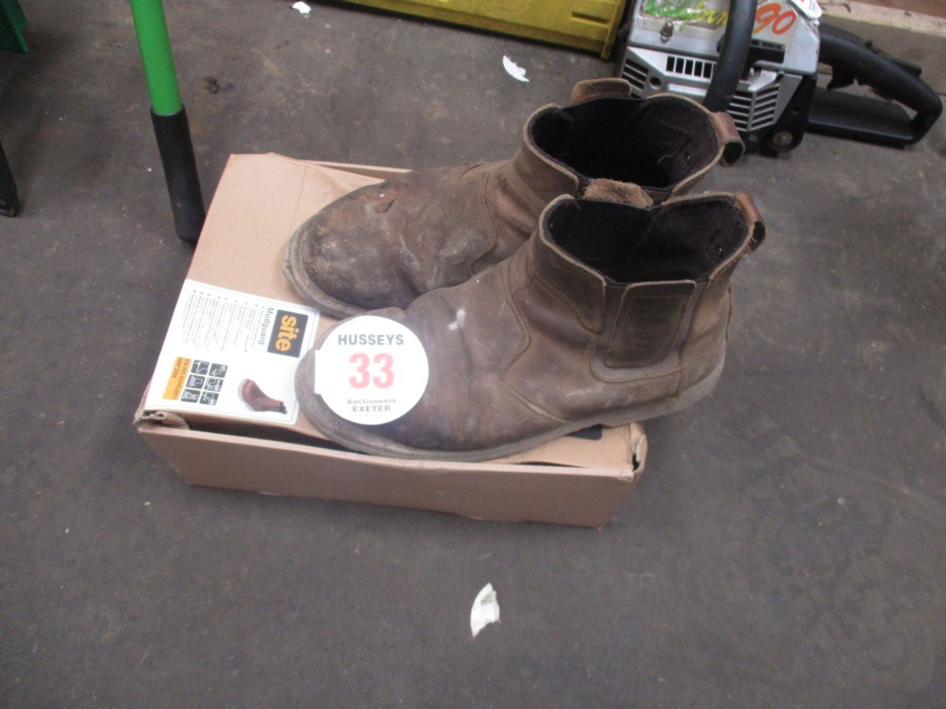 2 PRS BROWN BOOTS