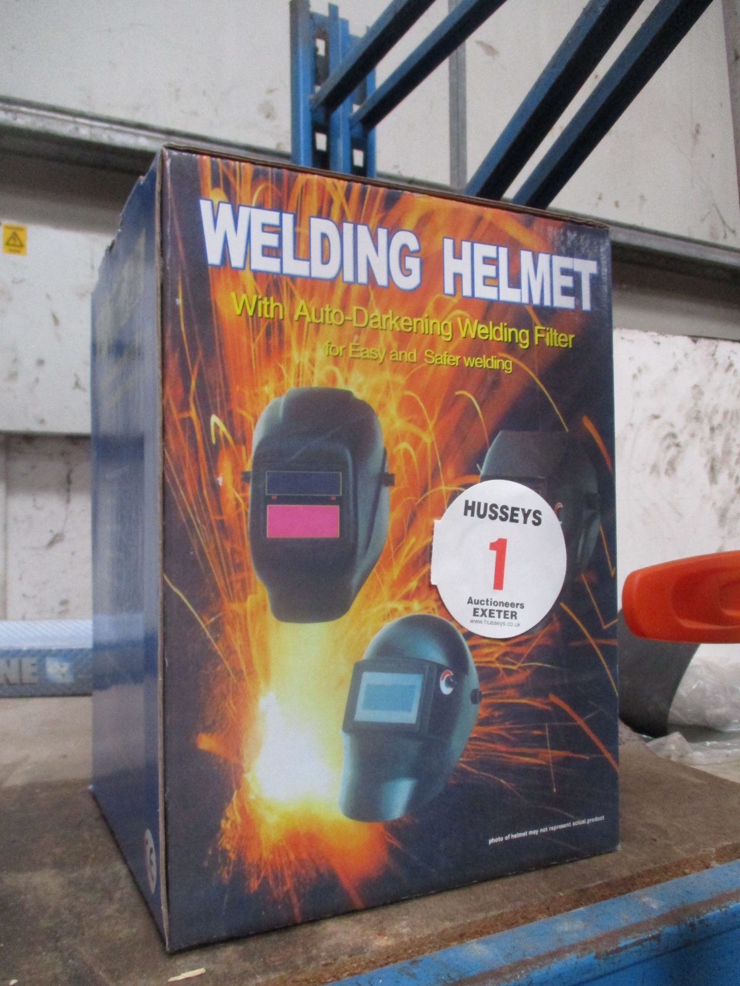 WELDING HELMET