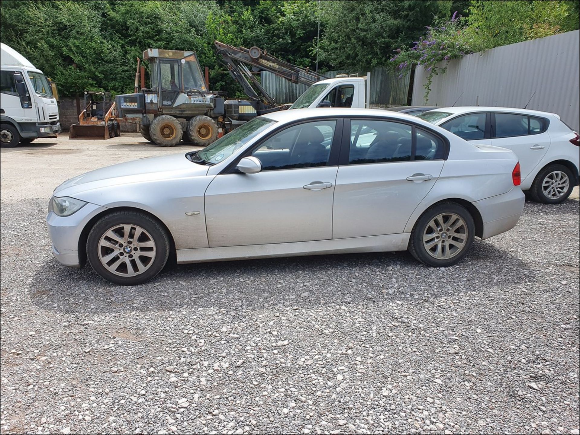 07/07 BMW 320D SE AUTO - 1995cc 4dr Saloon (Silver, 212k) - Image 15 of 16