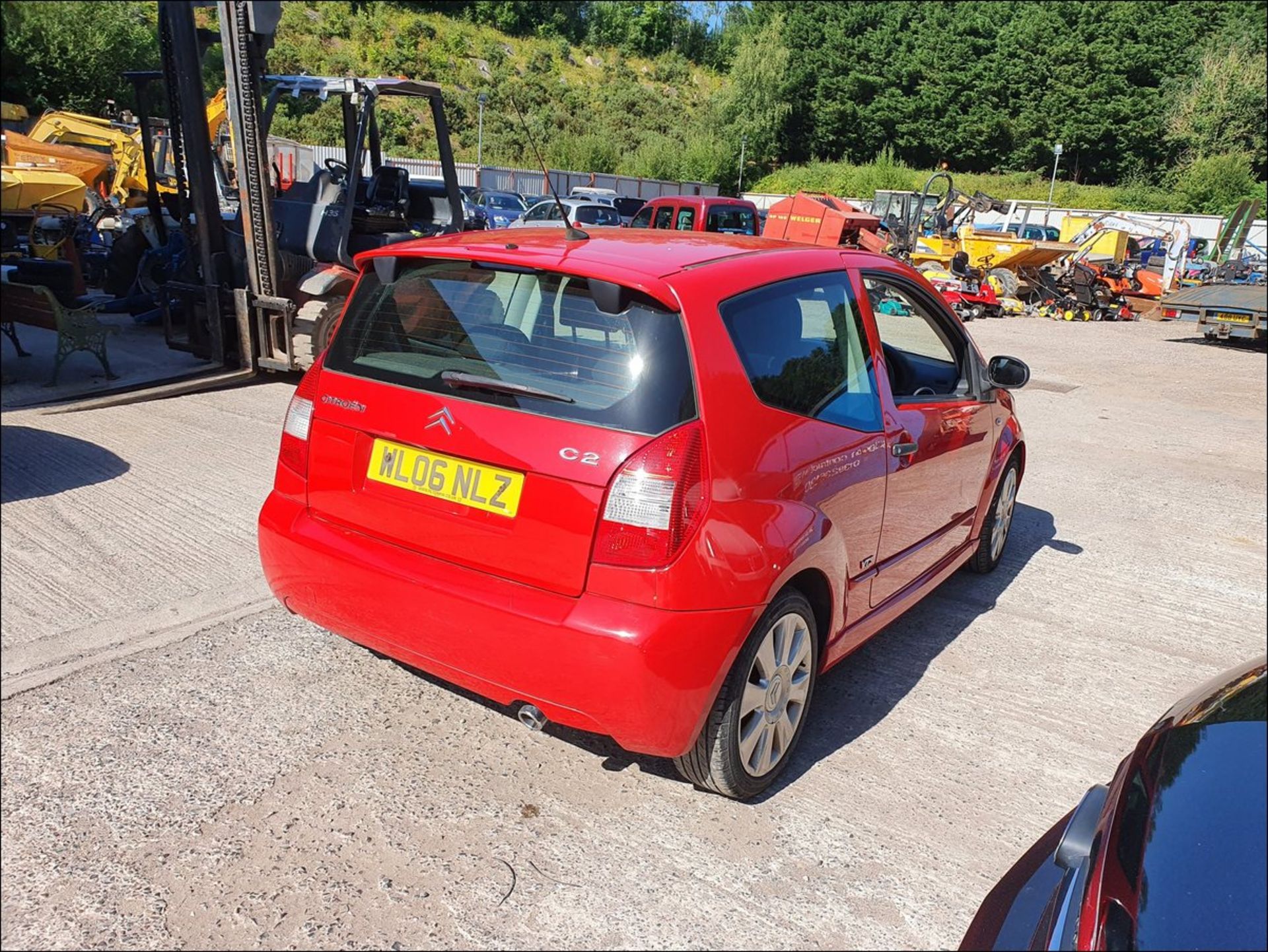 06/06 CITROEN C2 VTS - 1587cc 3dr Hatchback (Red, 89k) - Image 6 of 13