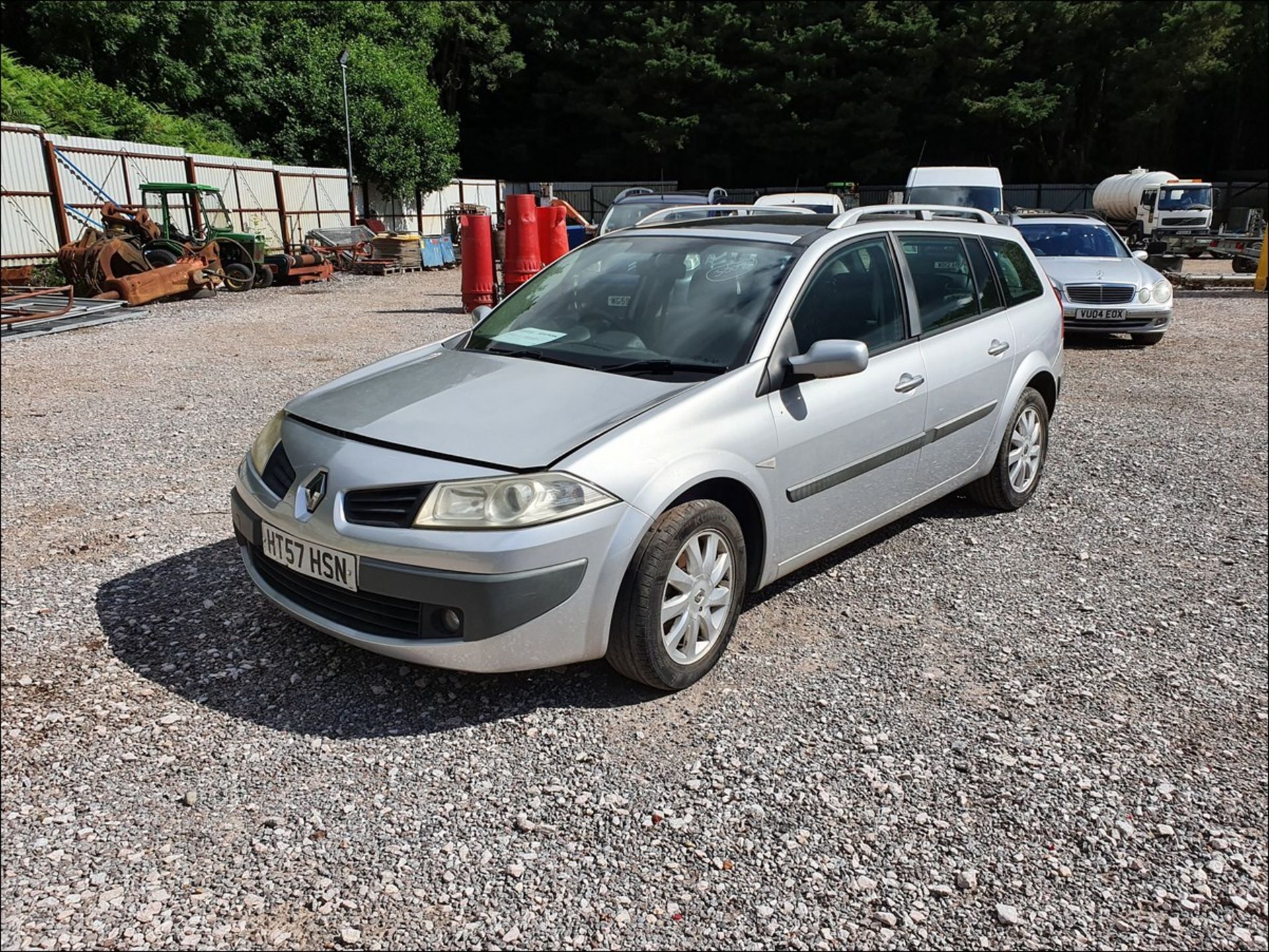 08/57 RENAULT MEGANE DYNAMIQUE - 1598cc 5dr Estate (Silver, 88k) - Image 14 of 15