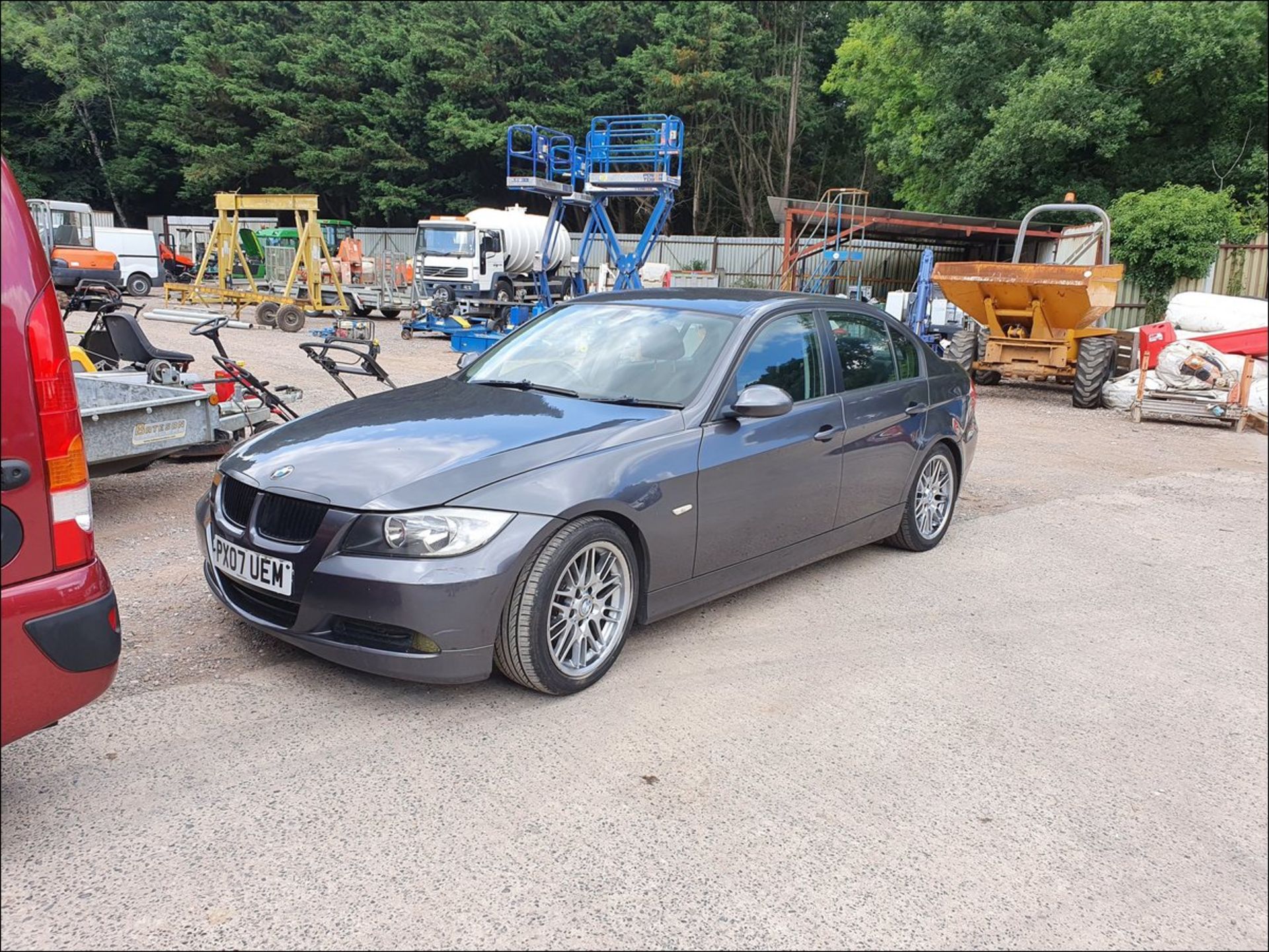 07/07 BMW 318I SE - 1995cc 4dr Saloon (Grey, 175k) - Image 2 of 10