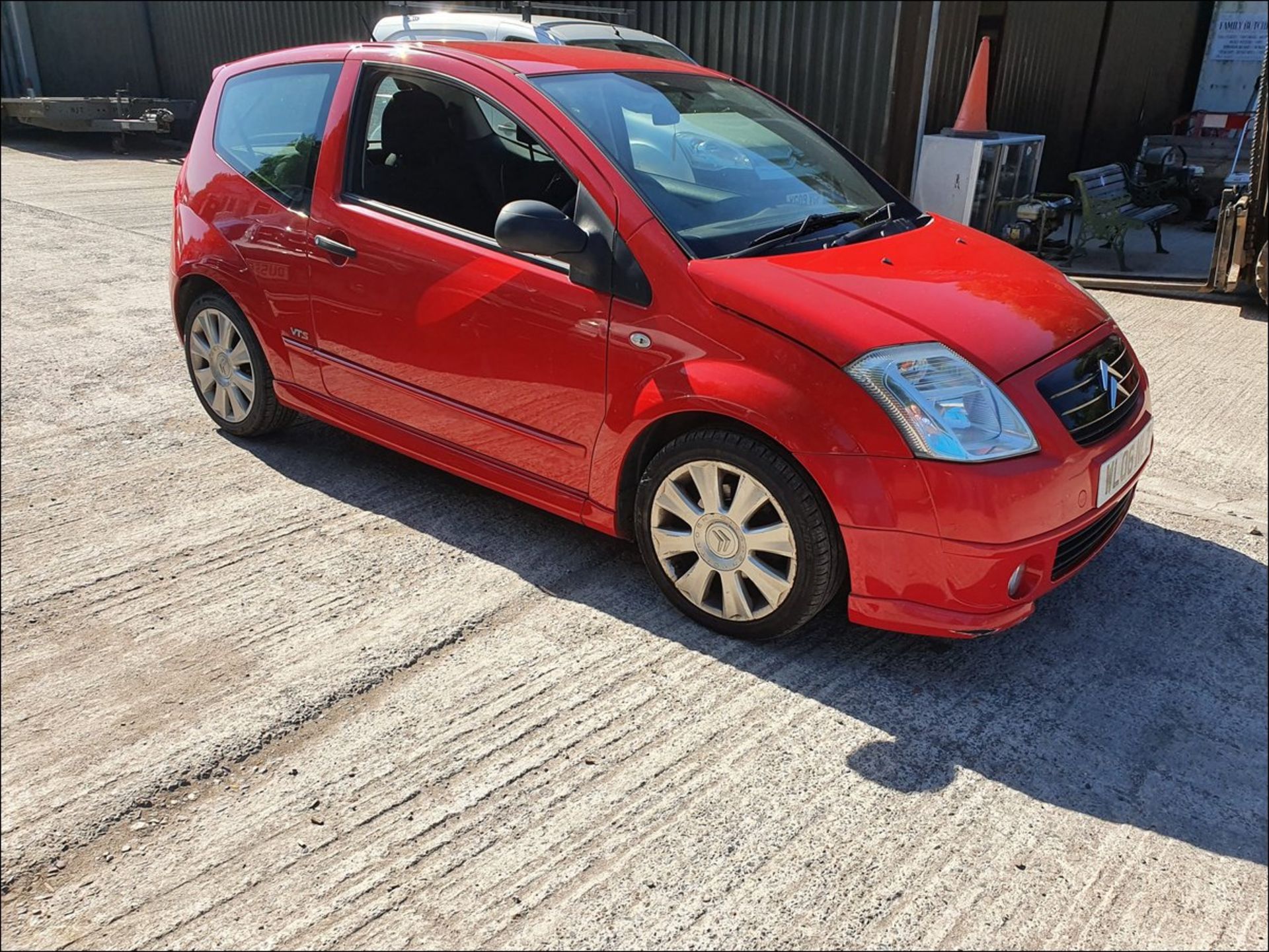 06/06 CITROEN C2 VTS - 1587cc 3dr Hatchback (Red, 89k) - Image 13 of 13