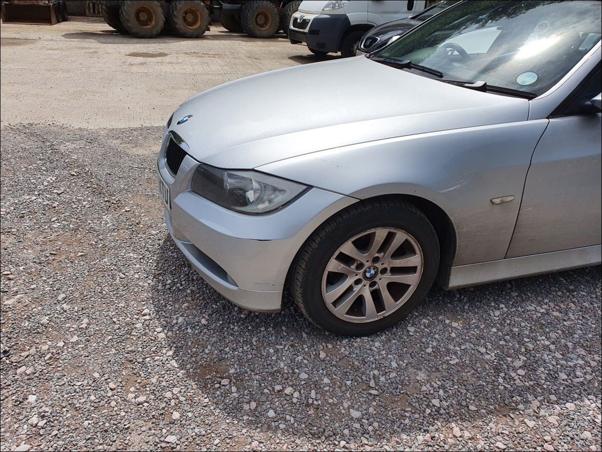 07/07 BMW 320D SE AUTO - 1995cc 4dr Saloon (Silver, 212k) - Image 7 of 16