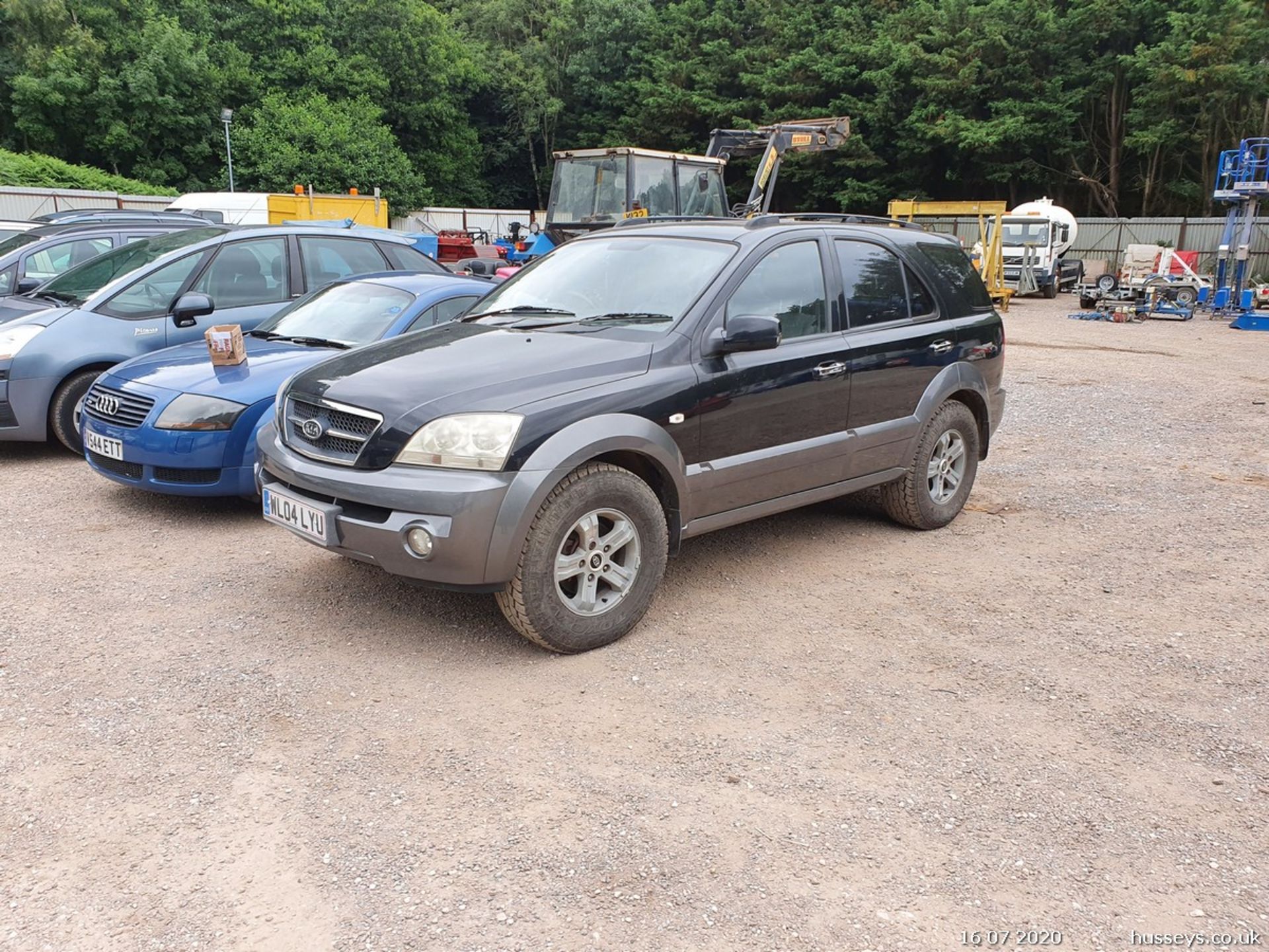 04/04 KIA SORENTO CRDI XS AUTO - 2497cc 5dr Estate (Black, 123k) - Image 3 of 13