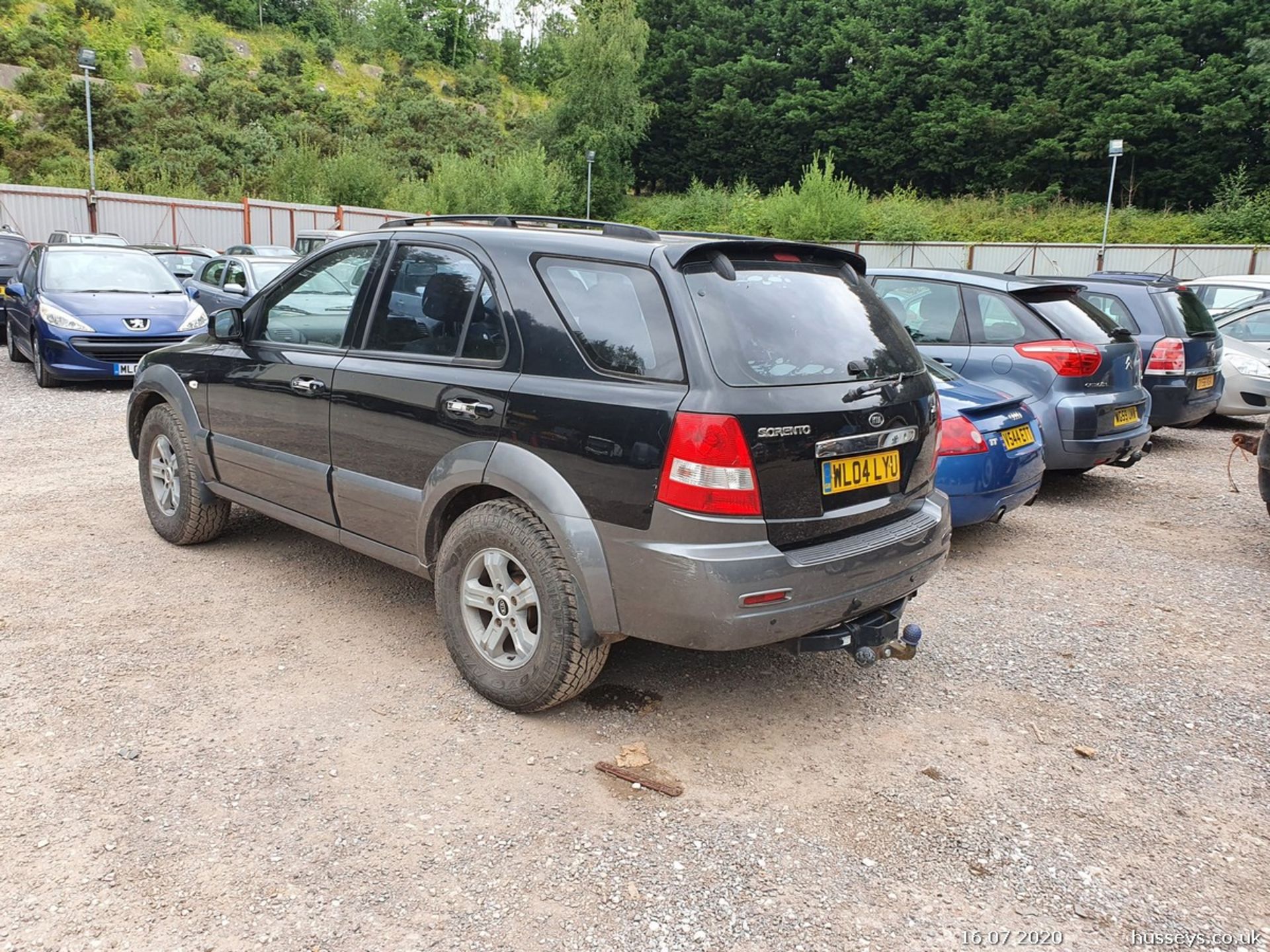 04/04 KIA SORENTO CRDI XS AUTO - 2497cc 5dr Estate (Black, 123k) - Image 6 of 13