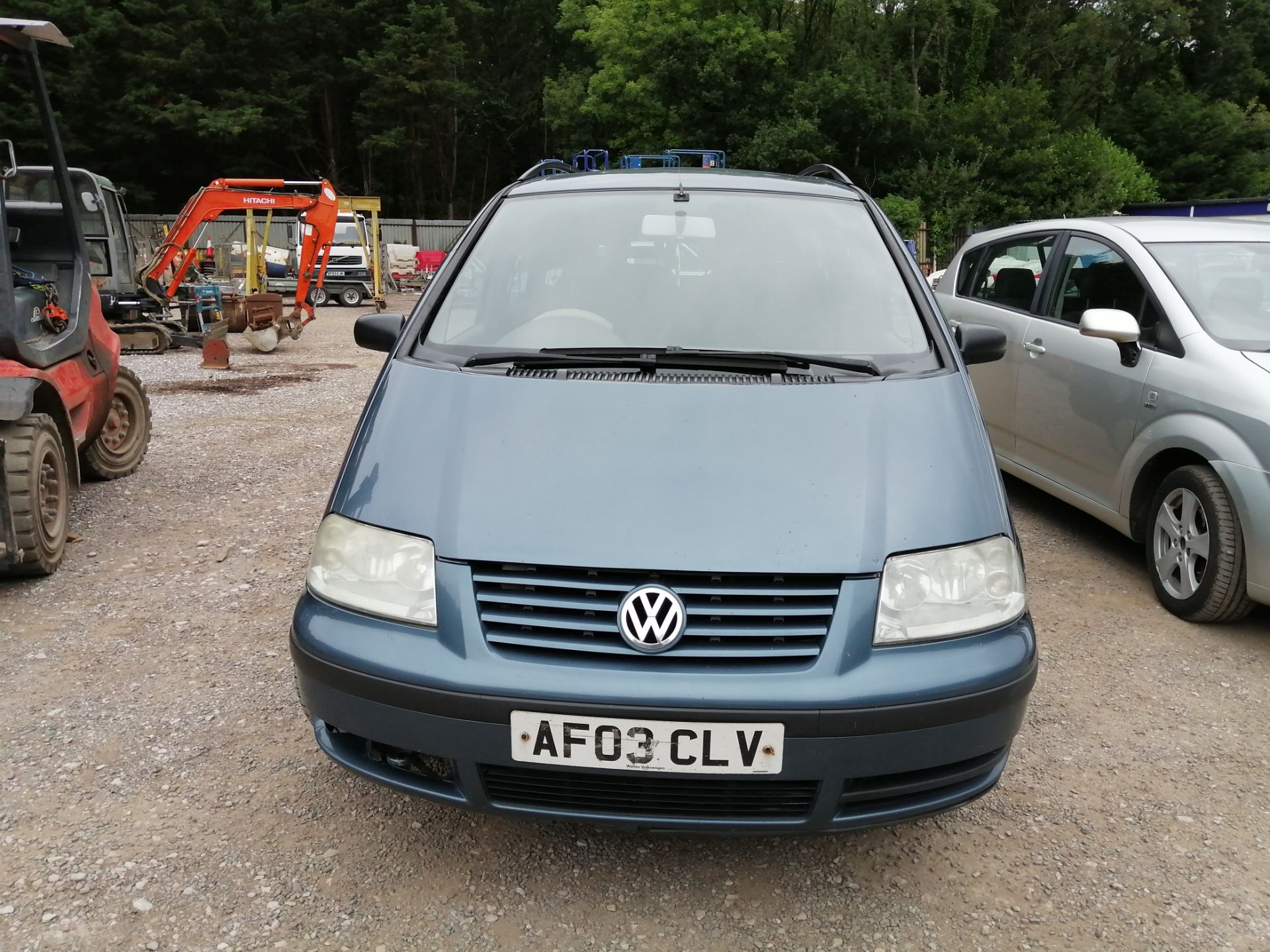 03/03 VOLKSWAGEN SHARAN SL AUTO - 1984cc 5dr MPV (Blue, 242k) - Image 5 of 7