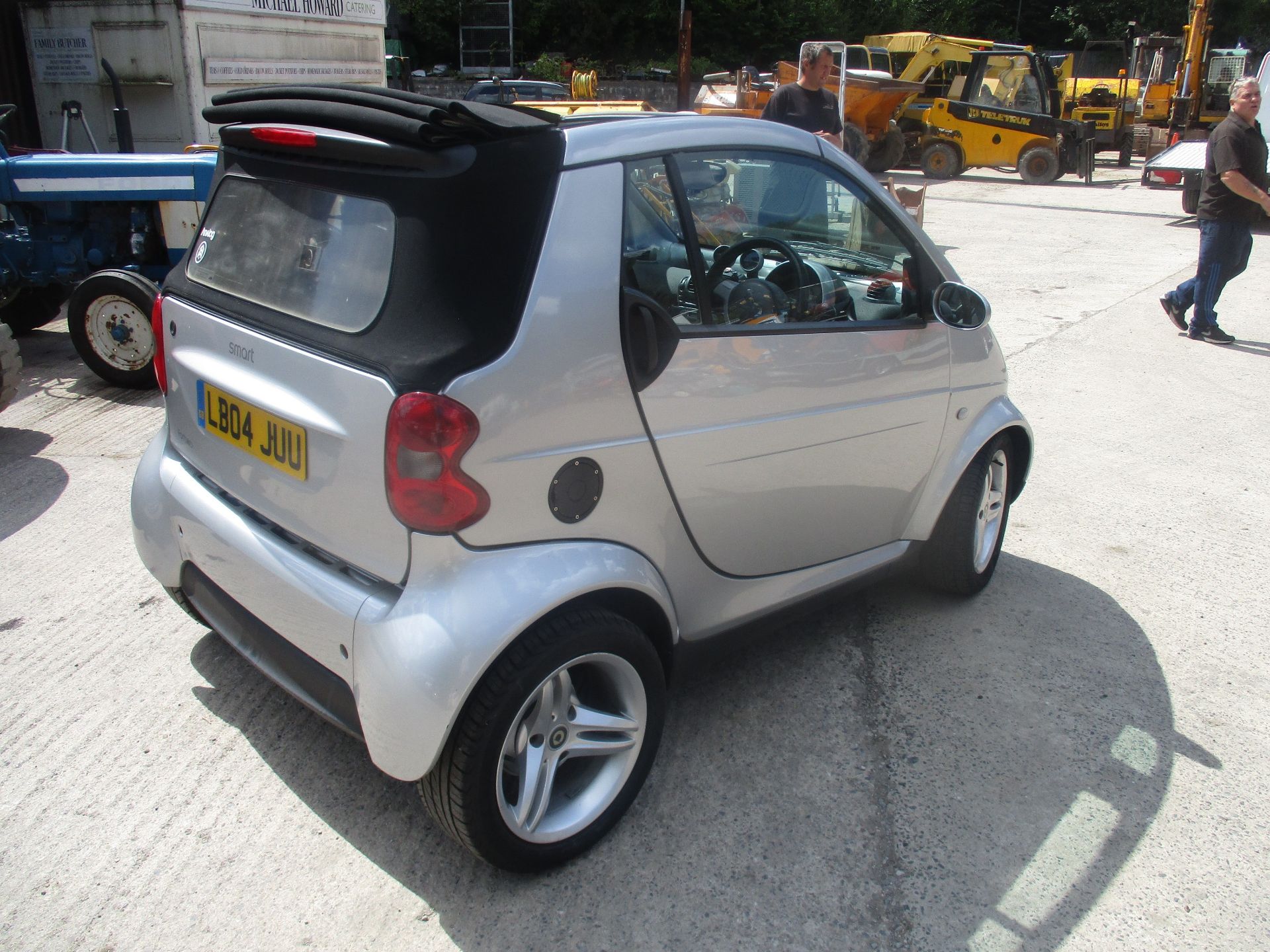 04/04 SMART CITY PASSION 61 AUTO - 698cc 2dr Convertible (Silver, 55k) - Image 4 of 9